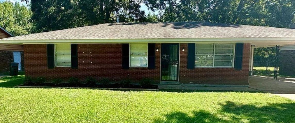 5096 ANDOVER DR Property Photo 1