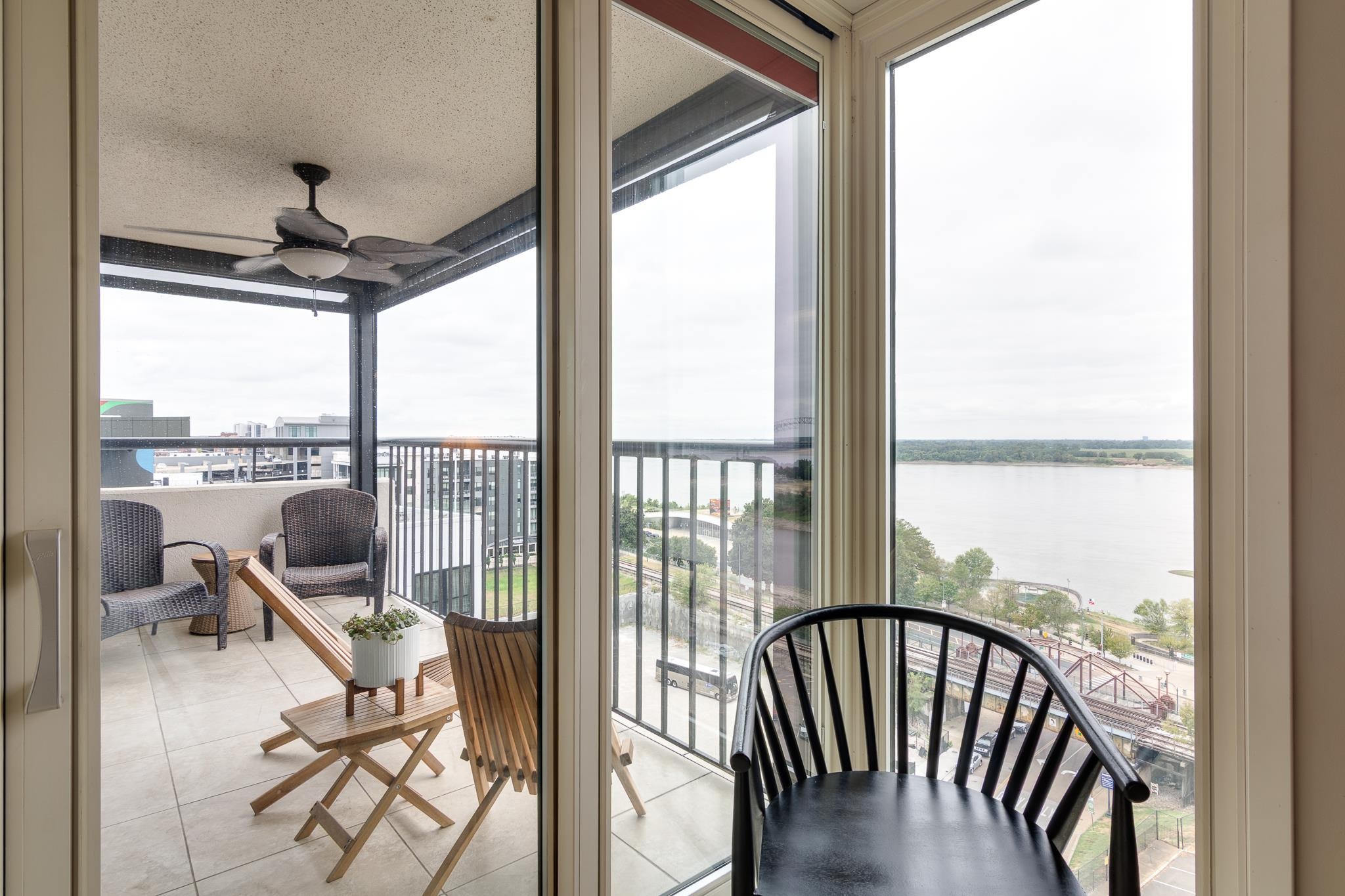 200 Wagner Pl 1201 Property Photo 7