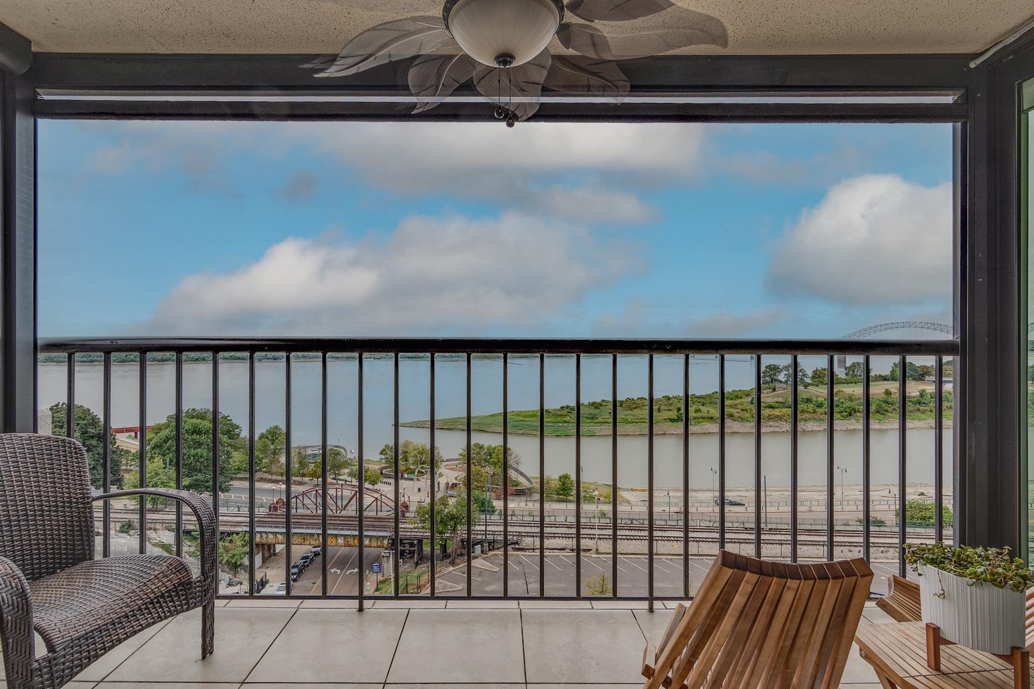 200 Wagner Pl 1201 Property Photo 15