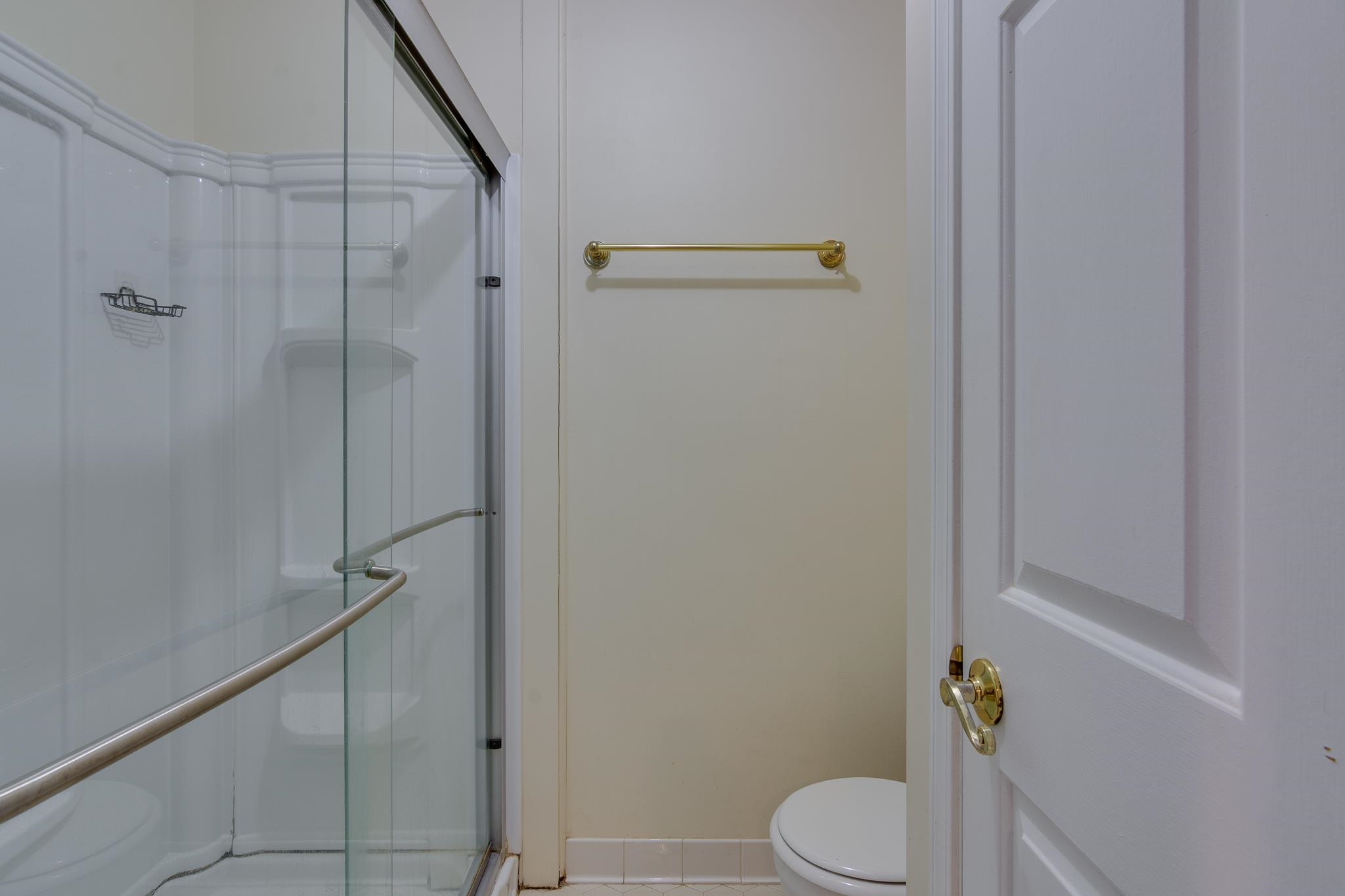 6733 Amersham Dr Property Photo 18