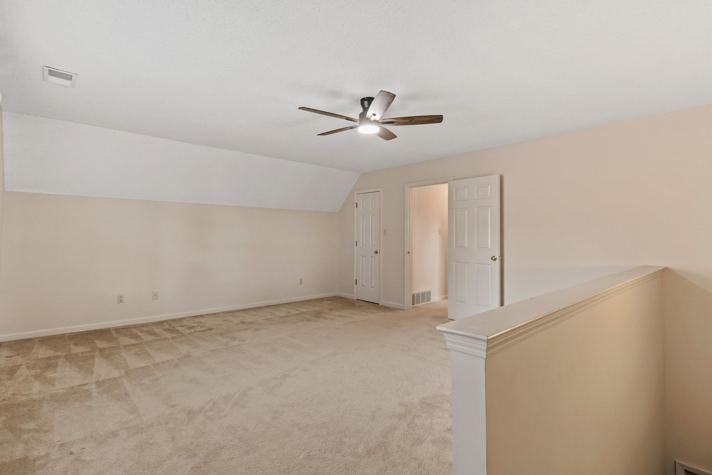 2135 Oaklawn Ln Property Photo 30