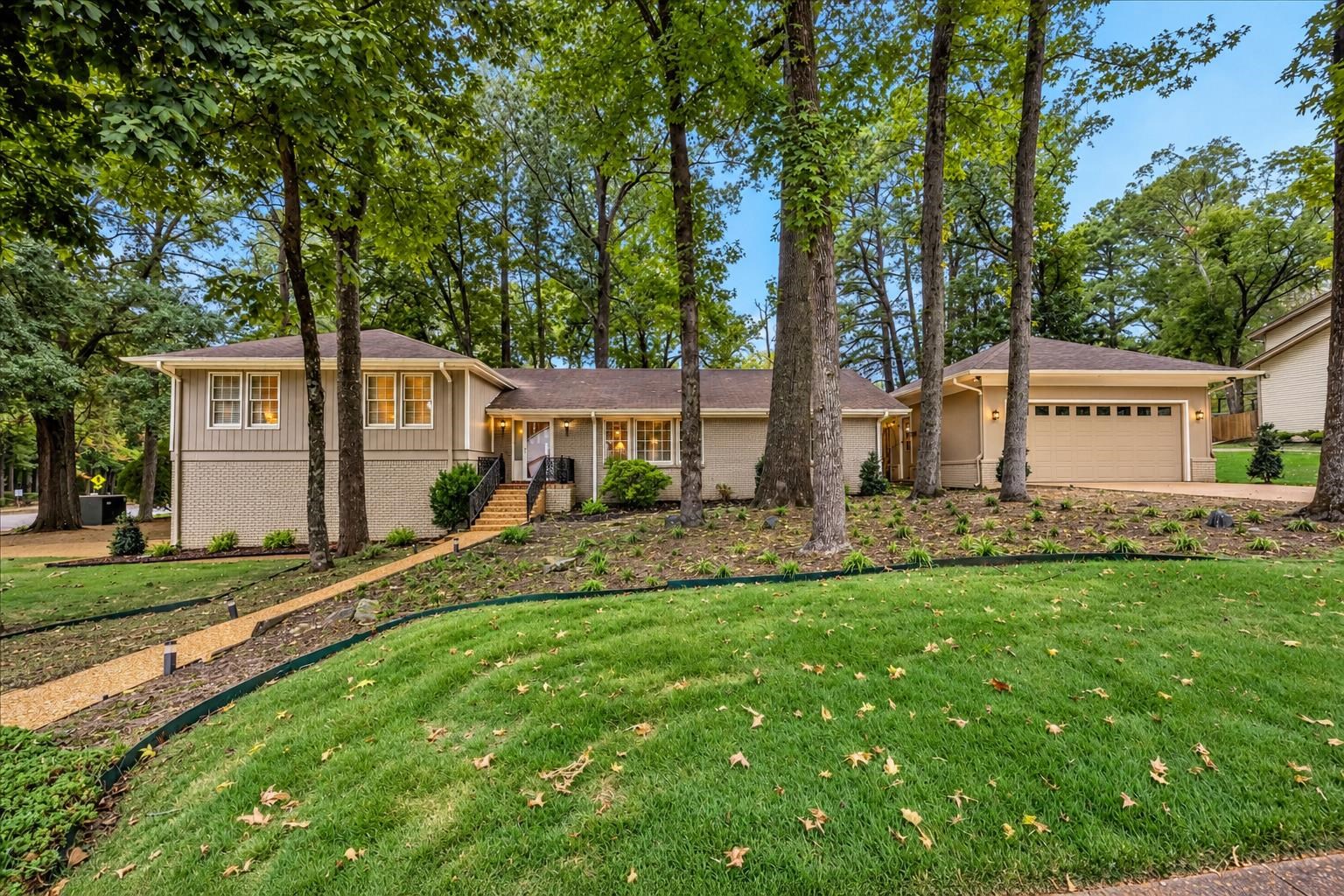 6823 Robin Perch Cv Property Photo 2