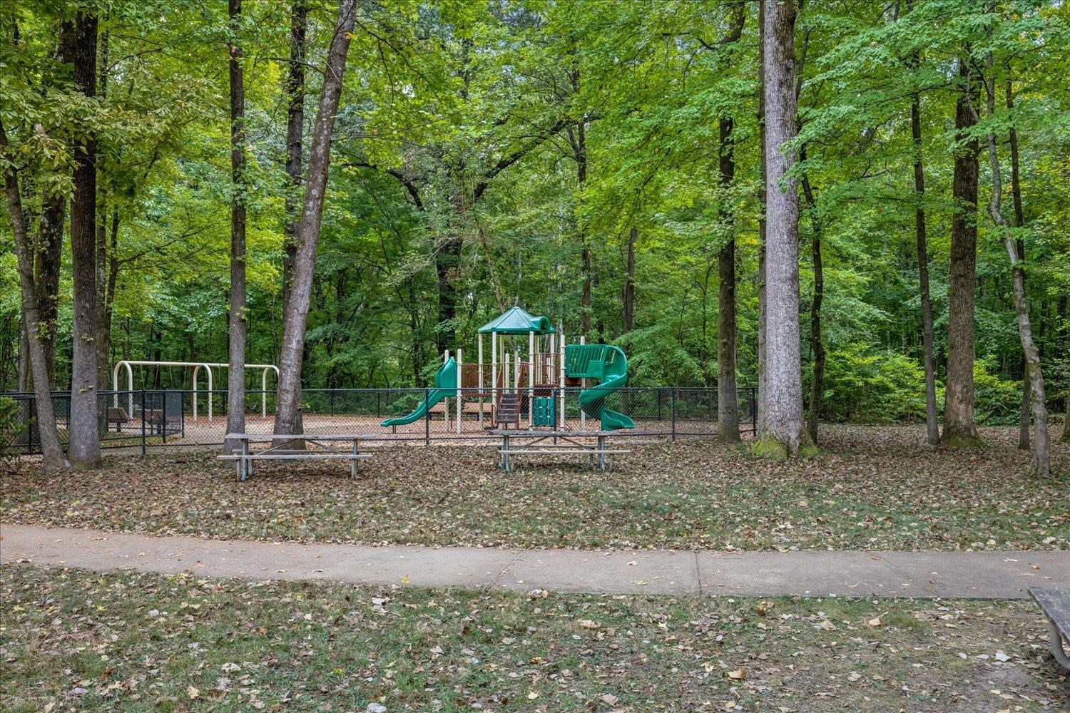 6823 Robin Perch Cv Property Photo 36