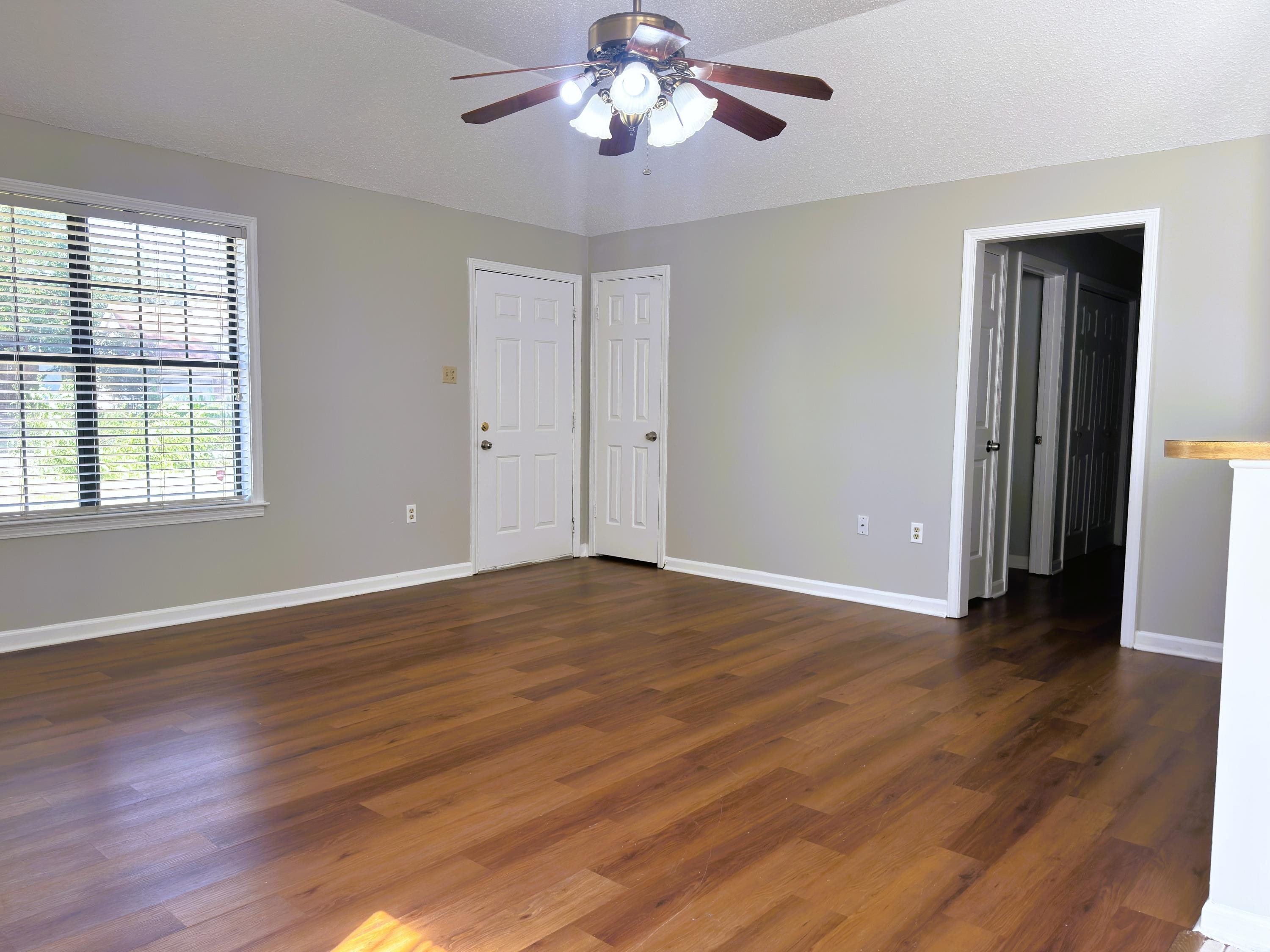 6625 Chauncey Ave Property Photo 4