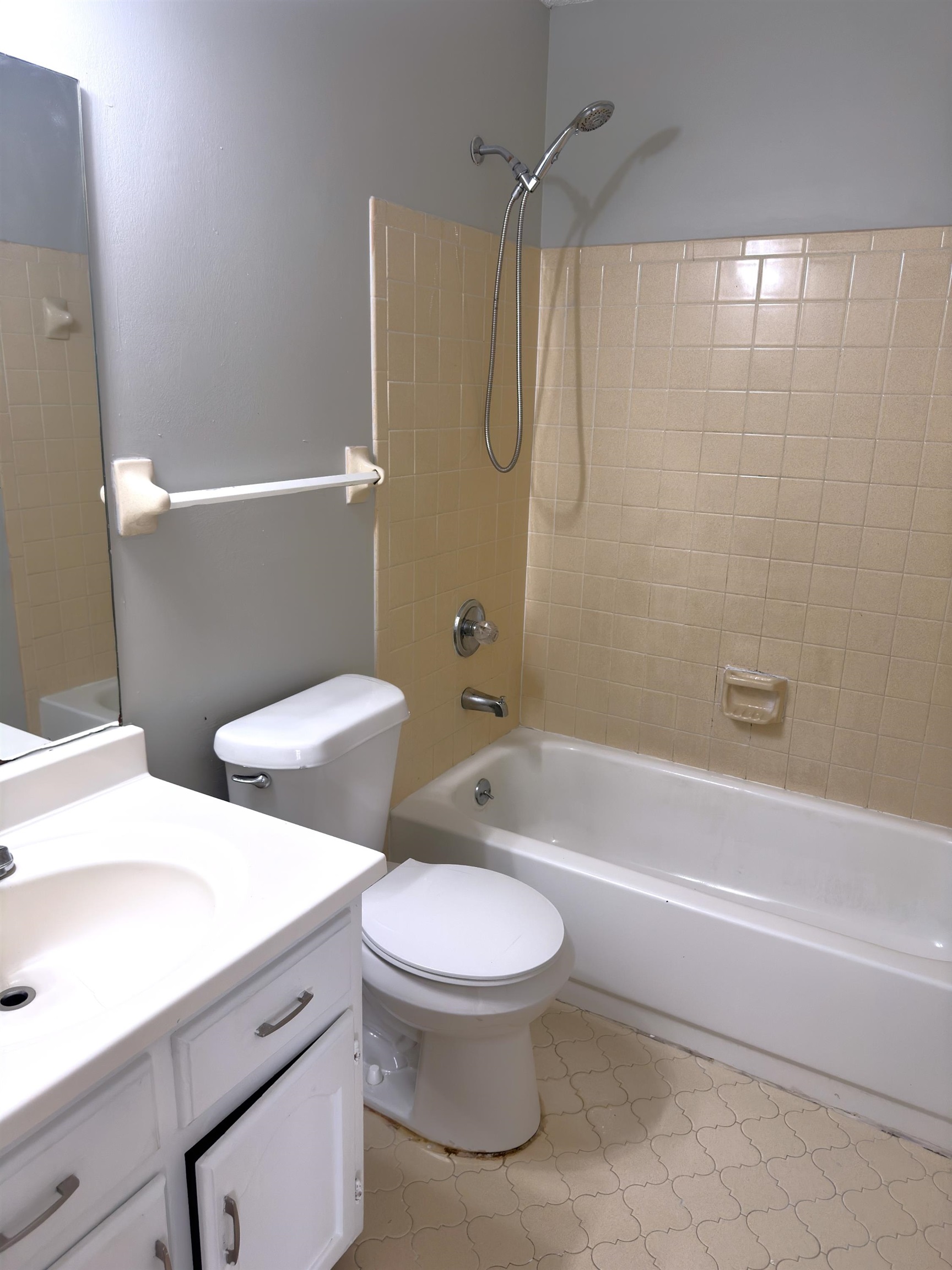 6625 Chauncey Ave Property Photo 8