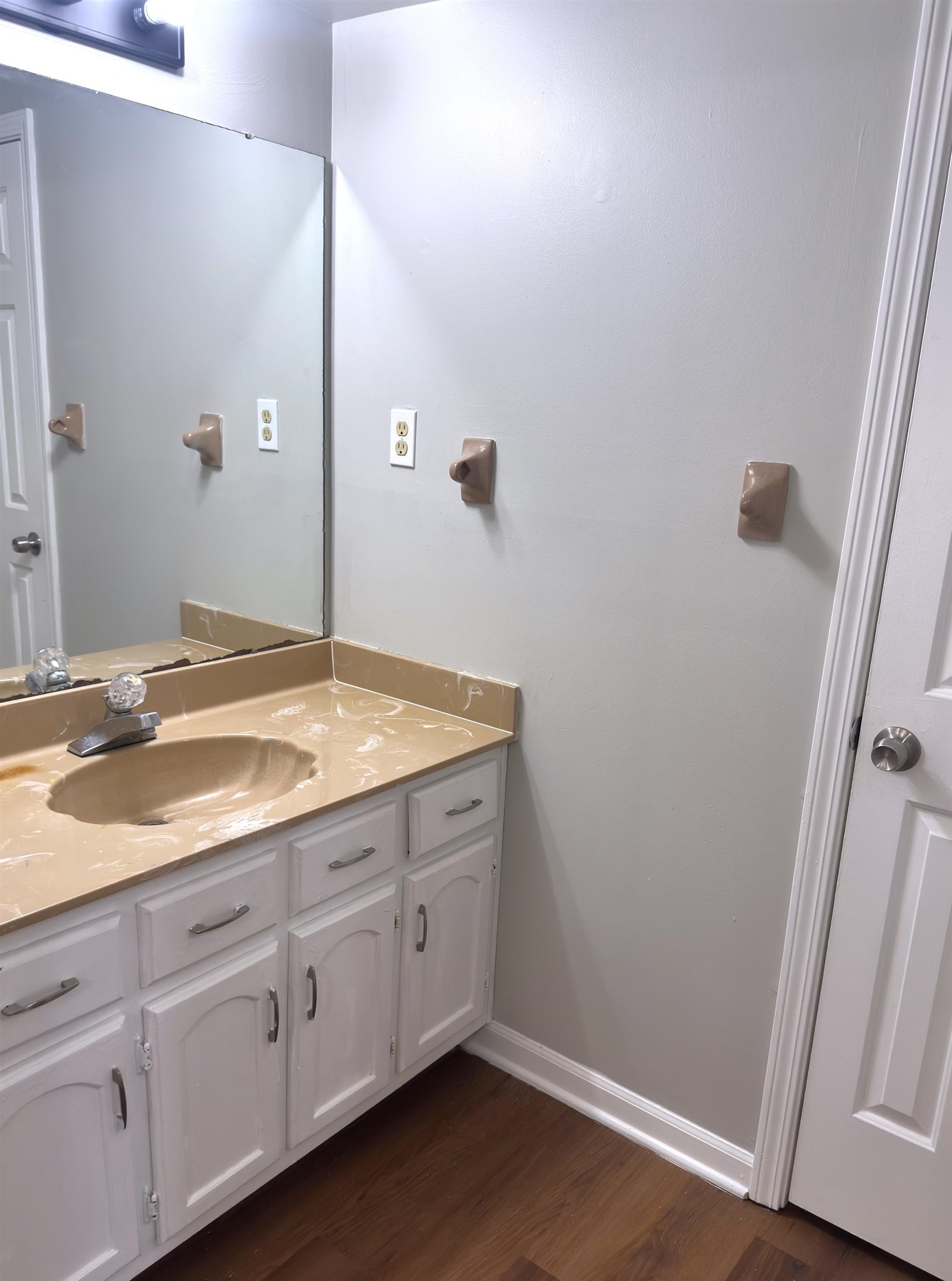 6625 Chauncey Ave Property Photo 12