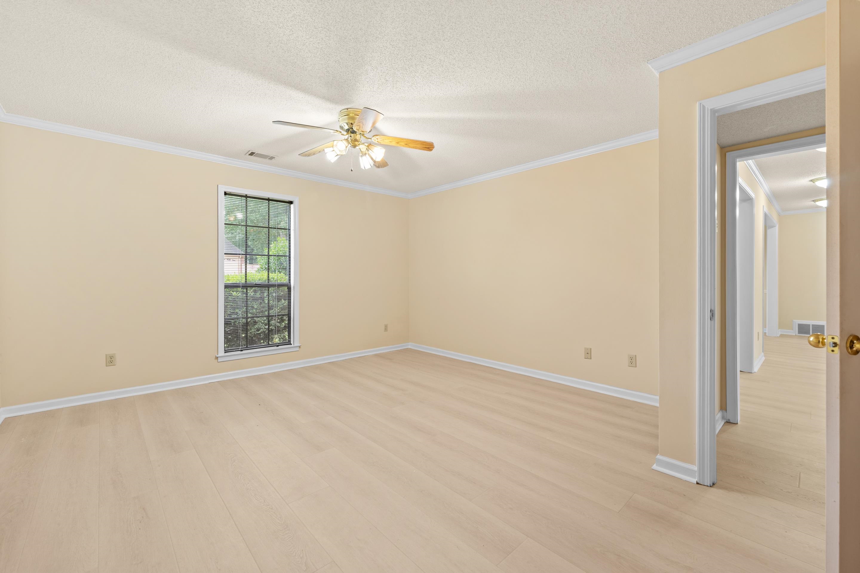 6598 Stonetrace Dr Property Photo 13