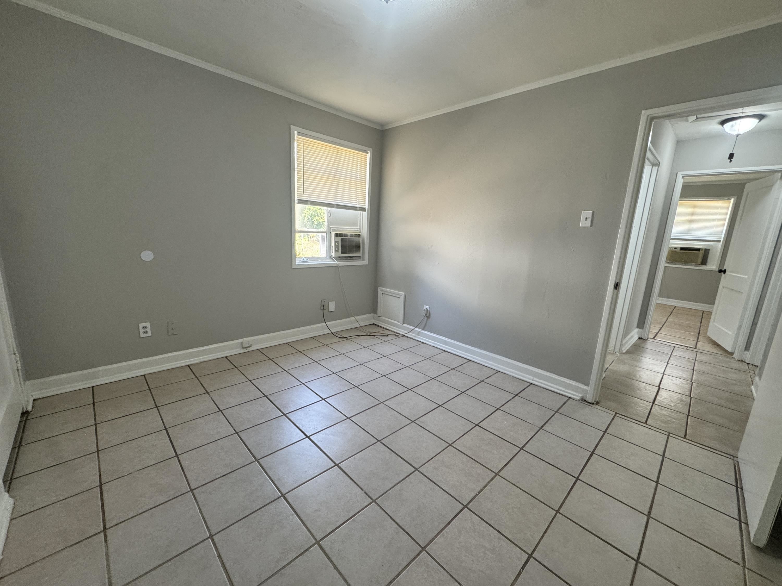 1770 Sugarloaf St Property Photo 3