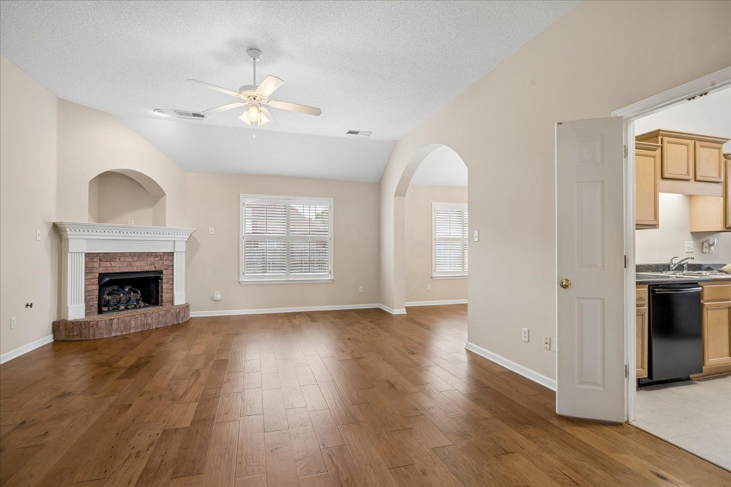 5151 Bluff Springs Cv Property Photo 6