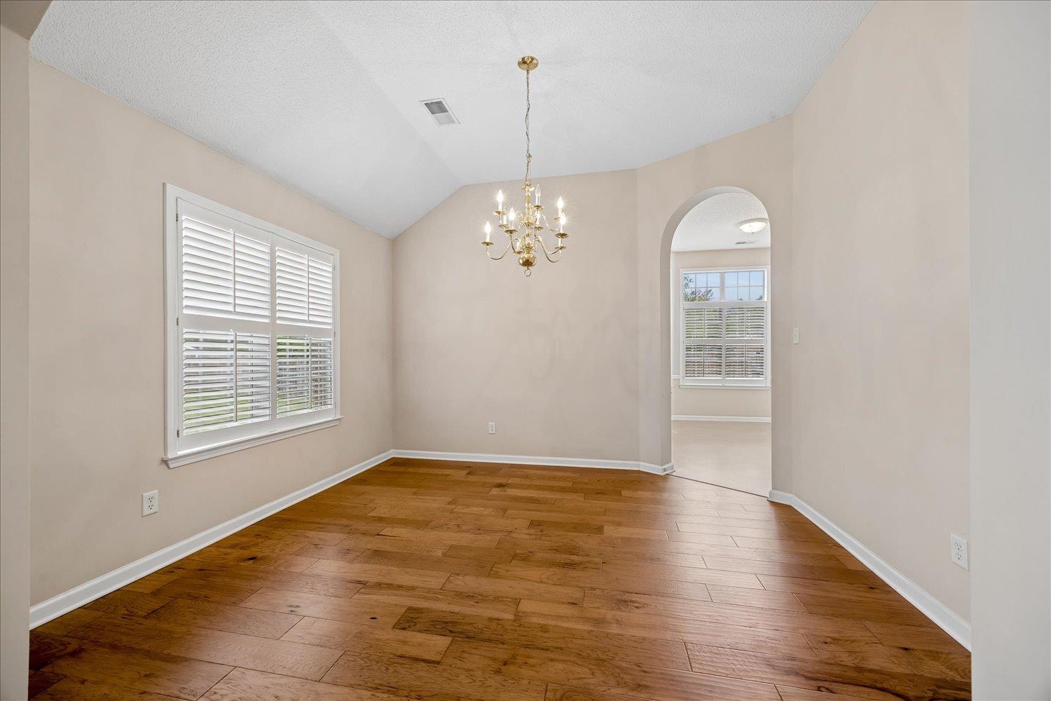 5151 Bluff Springs Cv Property Photo 7