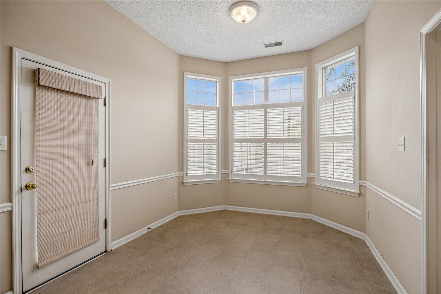 5151 Bluff Springs Cv Property Photo 13