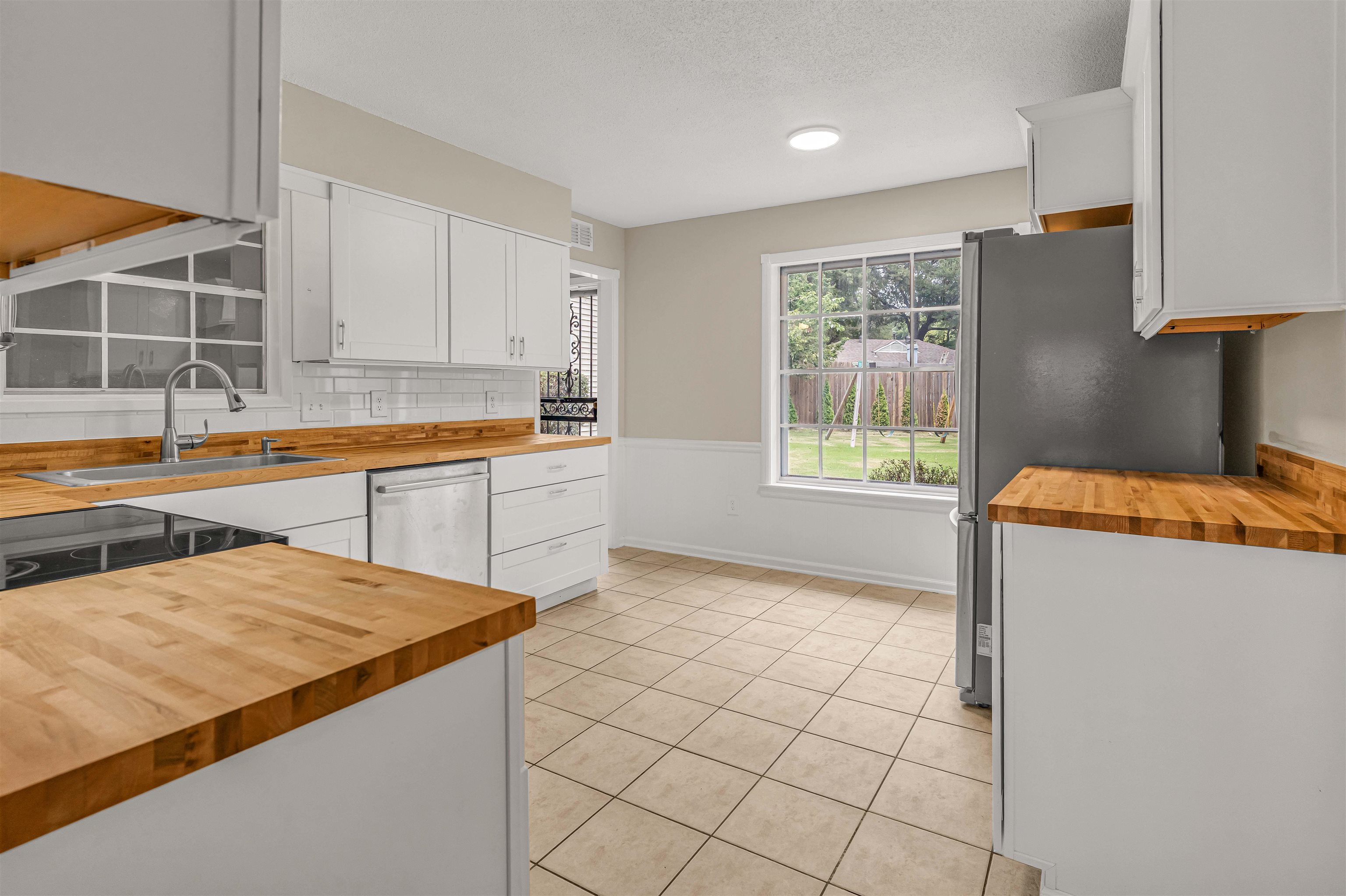 5642 Ackerman Cv Property Photo 4