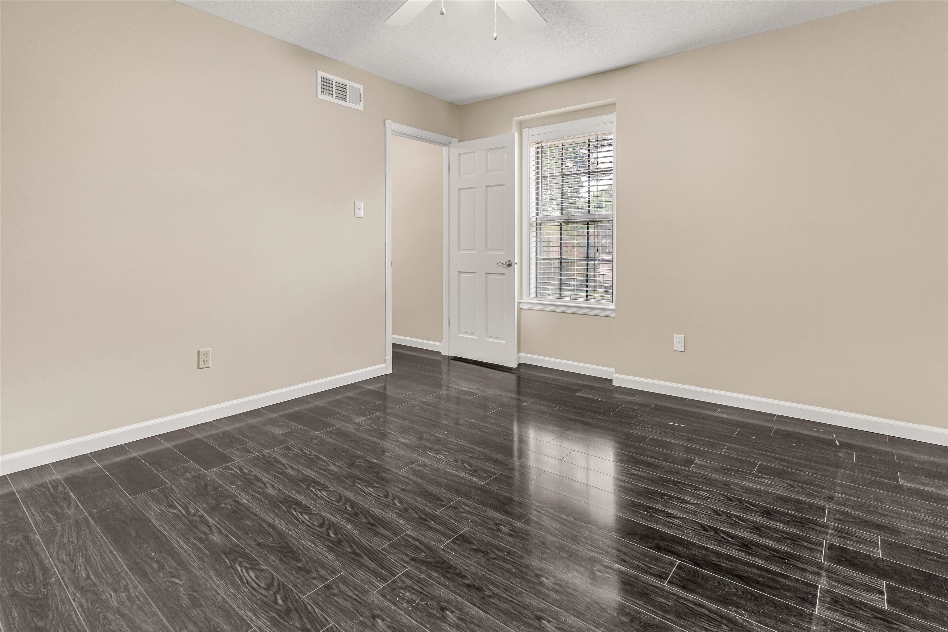 5642 Ackerman Cv Property Photo 23