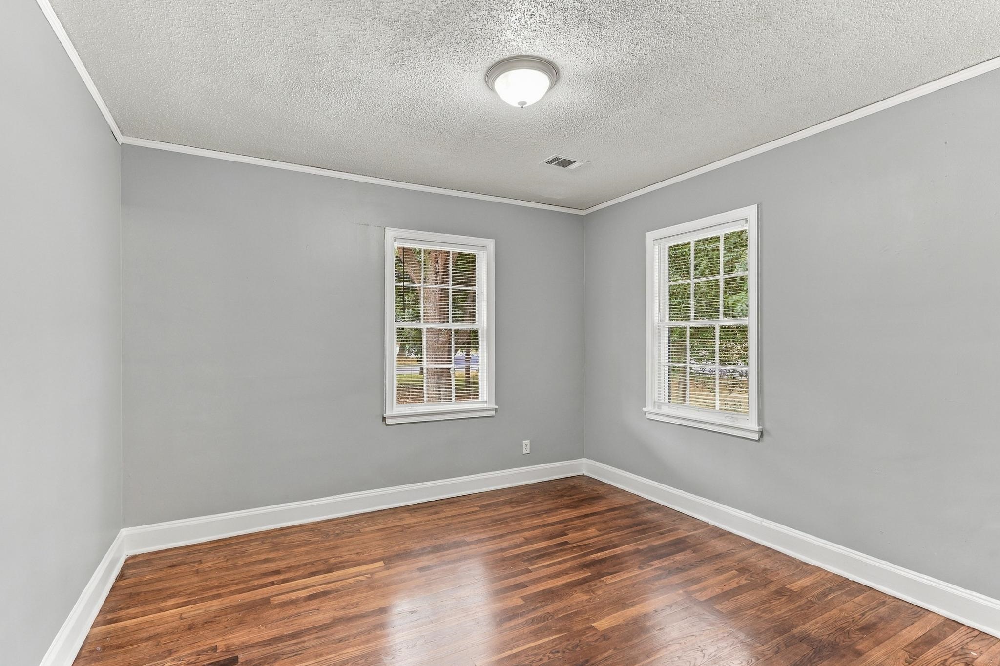 1686 Alta Vista Dr Property Photo 20