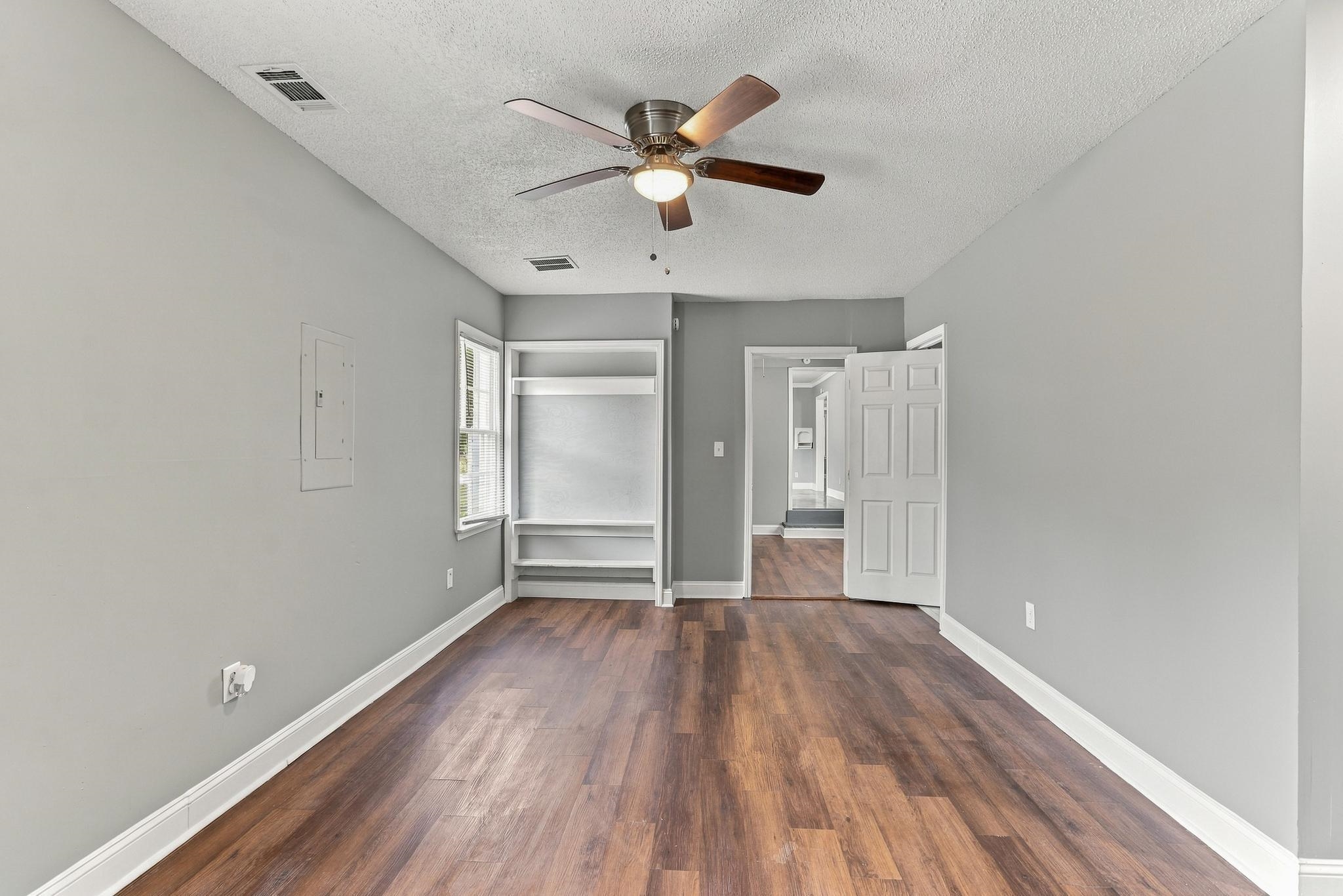 1686 Alta Vista Dr Property Photo 26