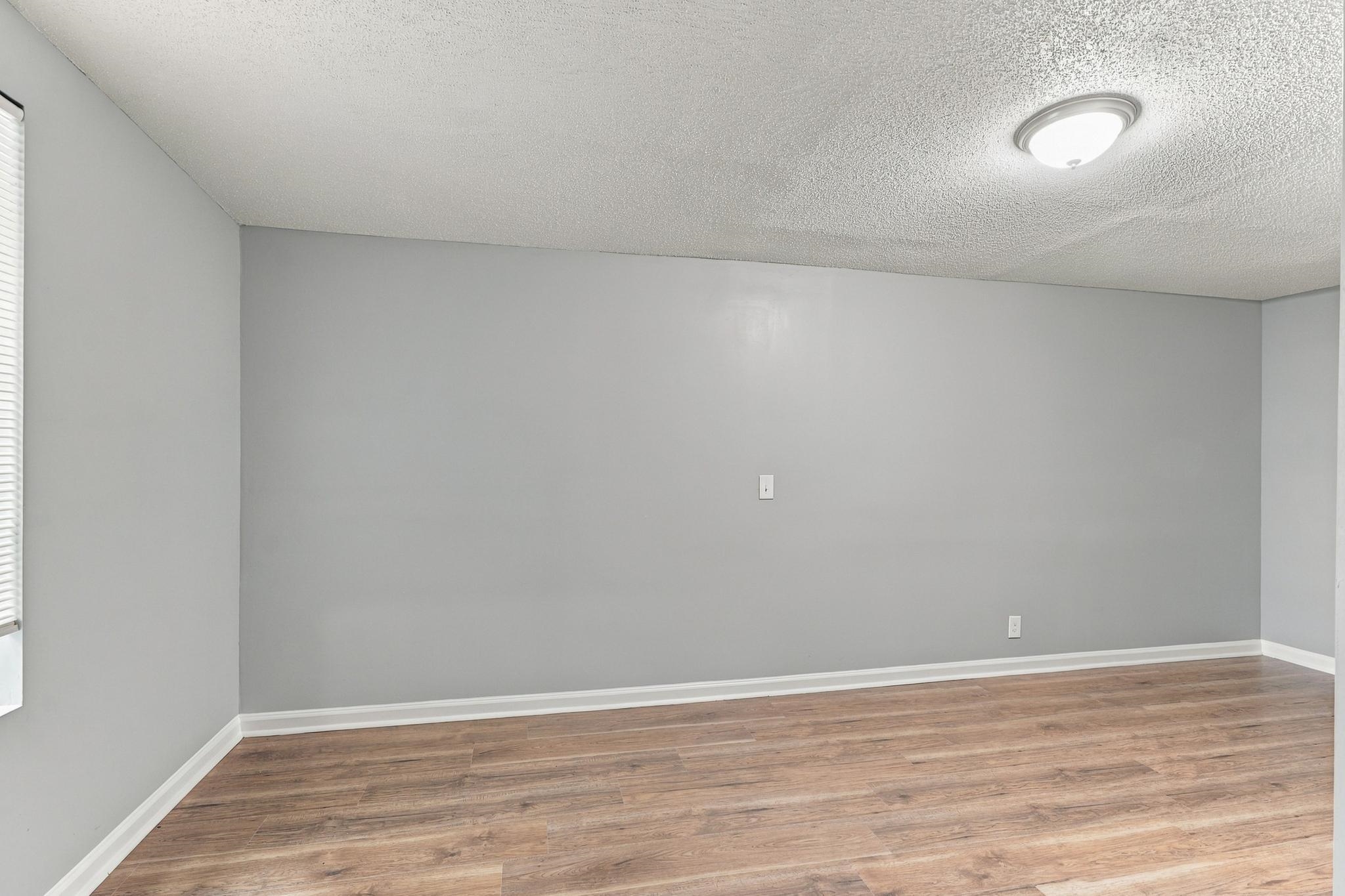 1686 Alta Vista Dr Property Photo 32