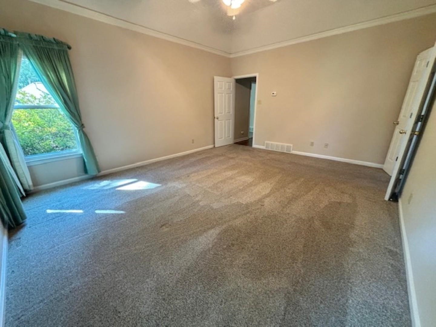 110 Shady Oaks Dr Property Photo 12
