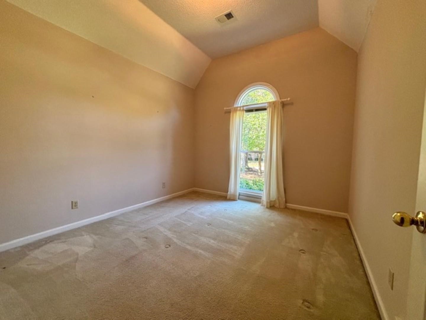 110 Shady Oaks Dr Property Photo 23