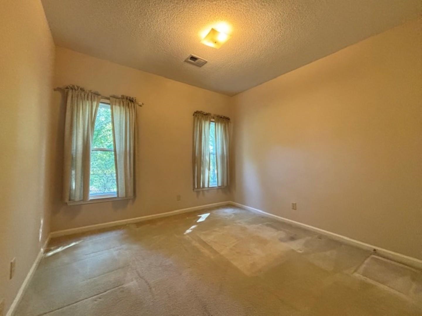 110 Shady Oaks Dr Property Photo 28