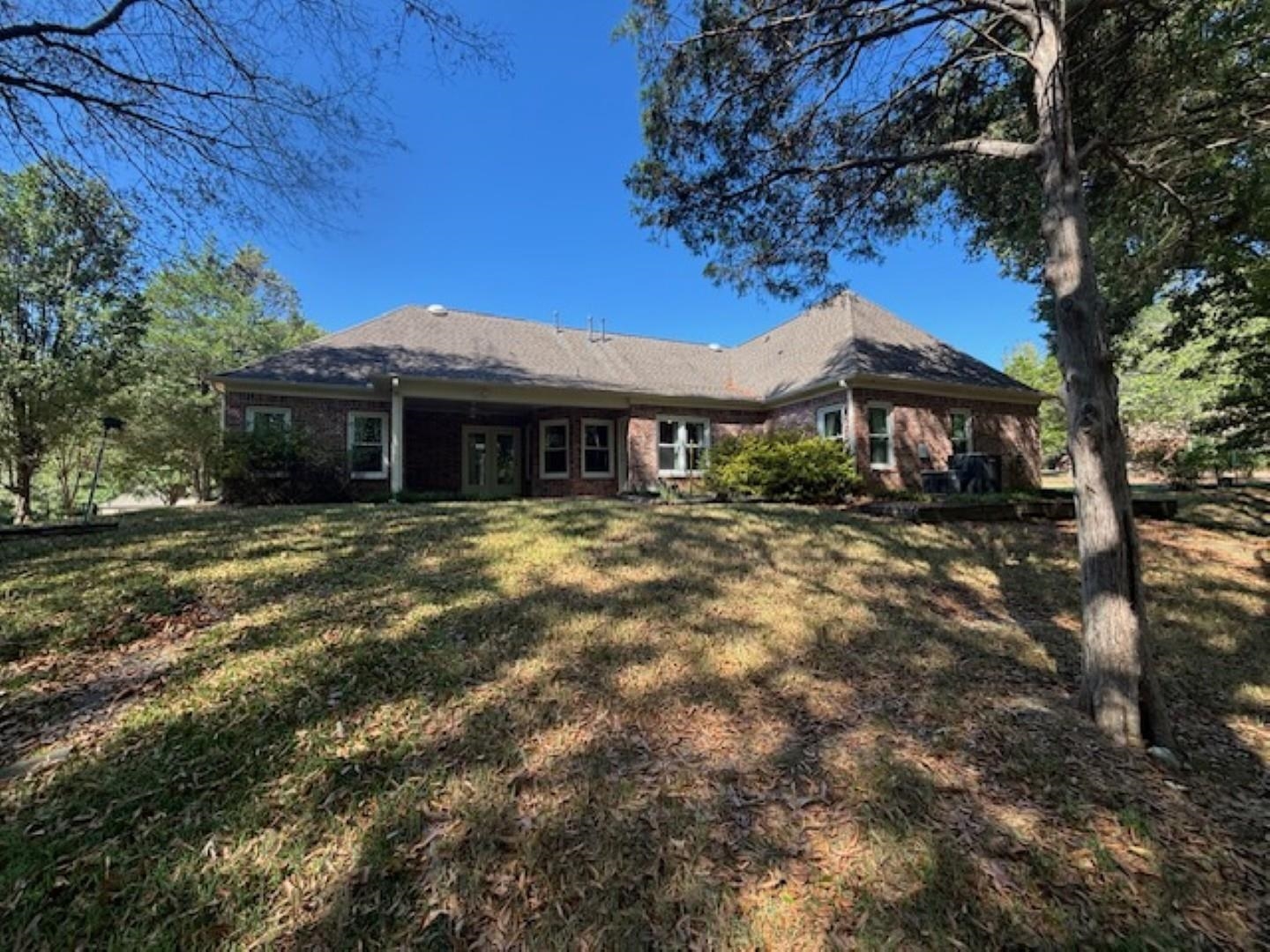 110 Shady Oaks Dr Property Photo 33