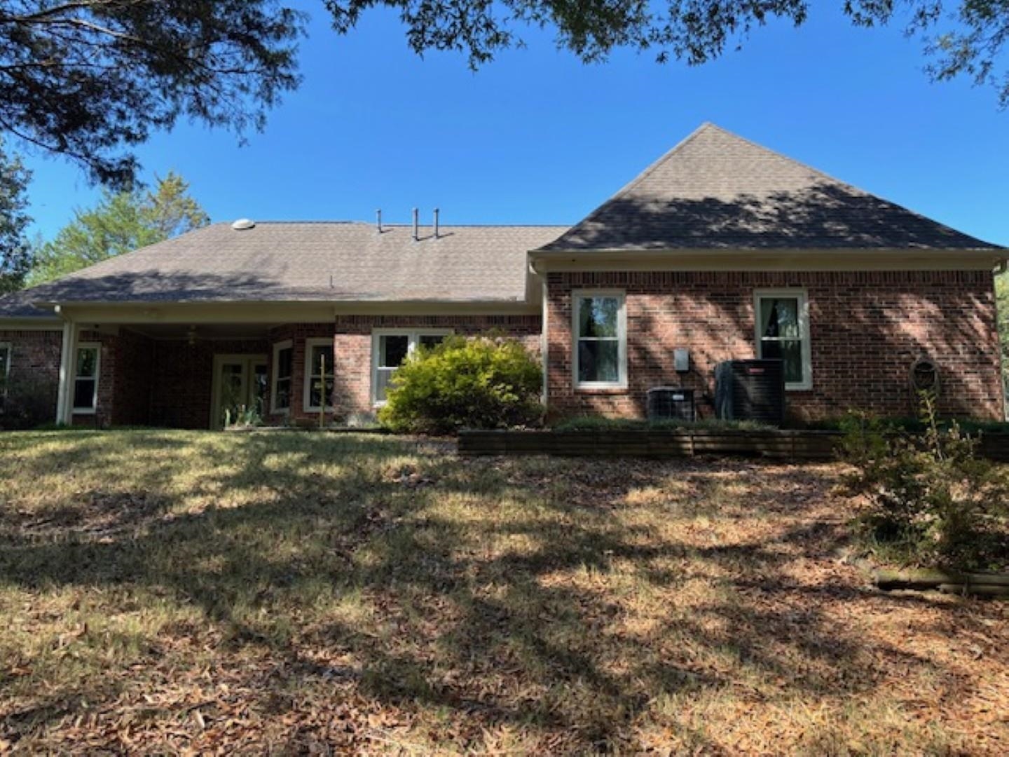 110 Shady Oaks Dr Property Photo 34
