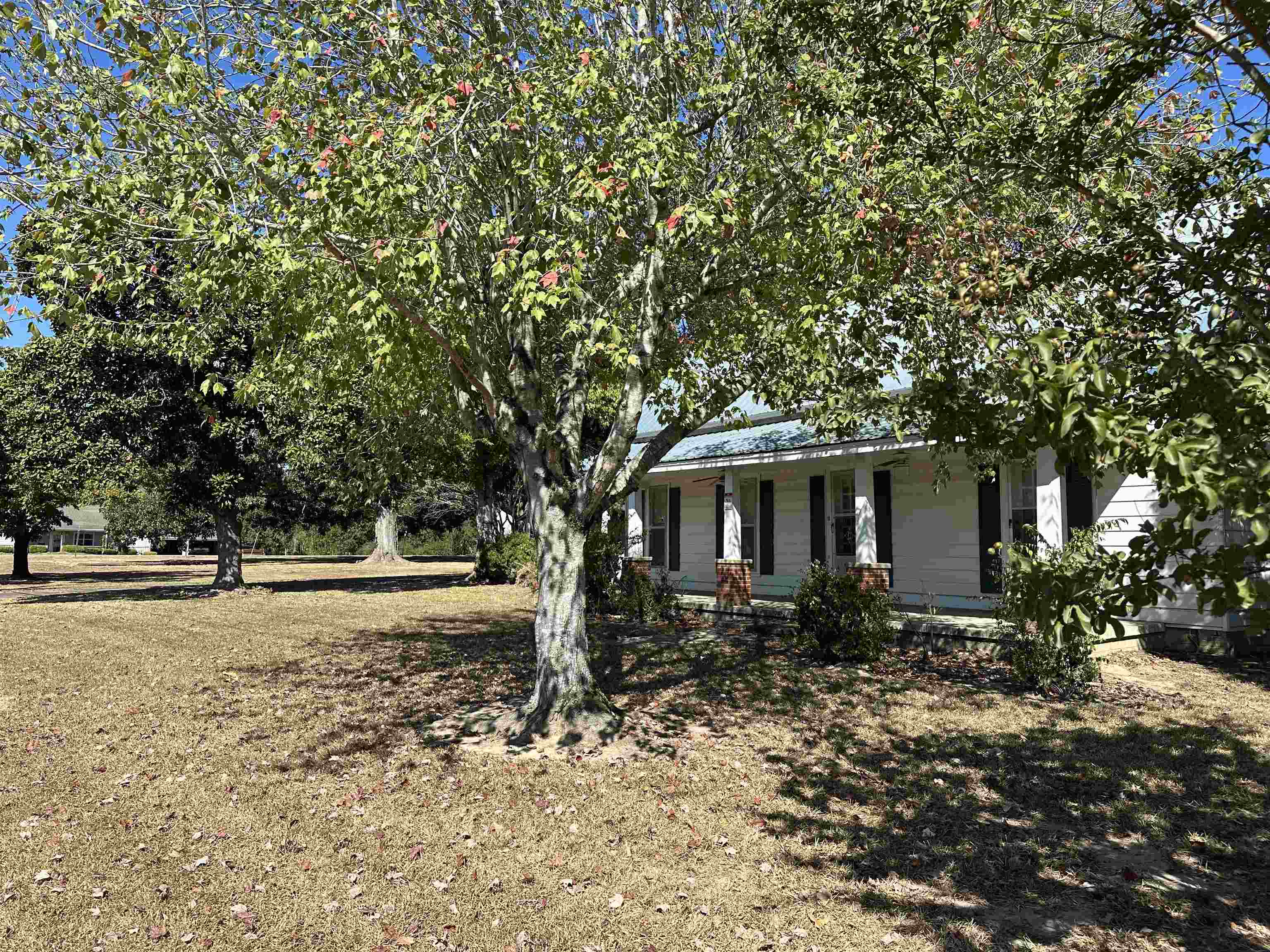 8382 Highway 142 Hwy Property Photo 10