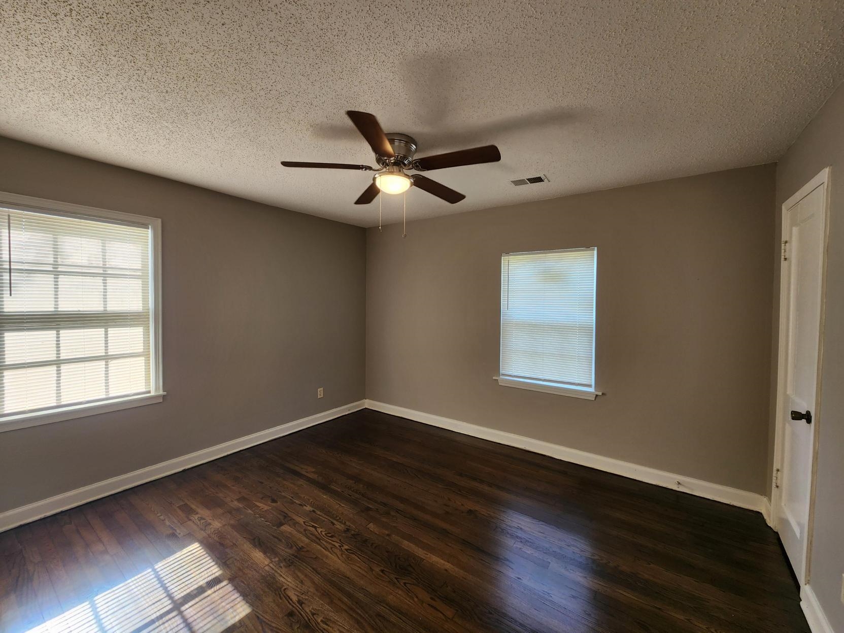 4425 Boyce Rd Property Photo 12