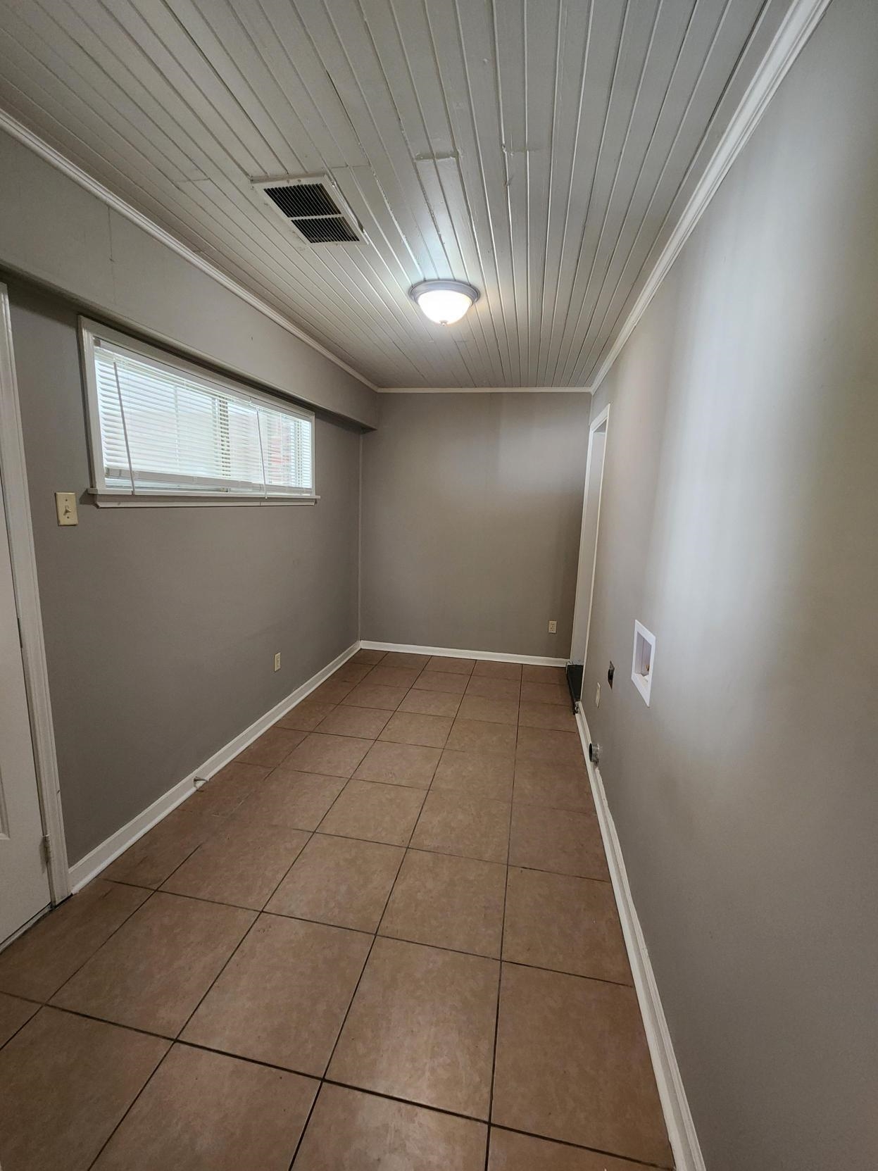4425 Boyce Rd Property Photo 13