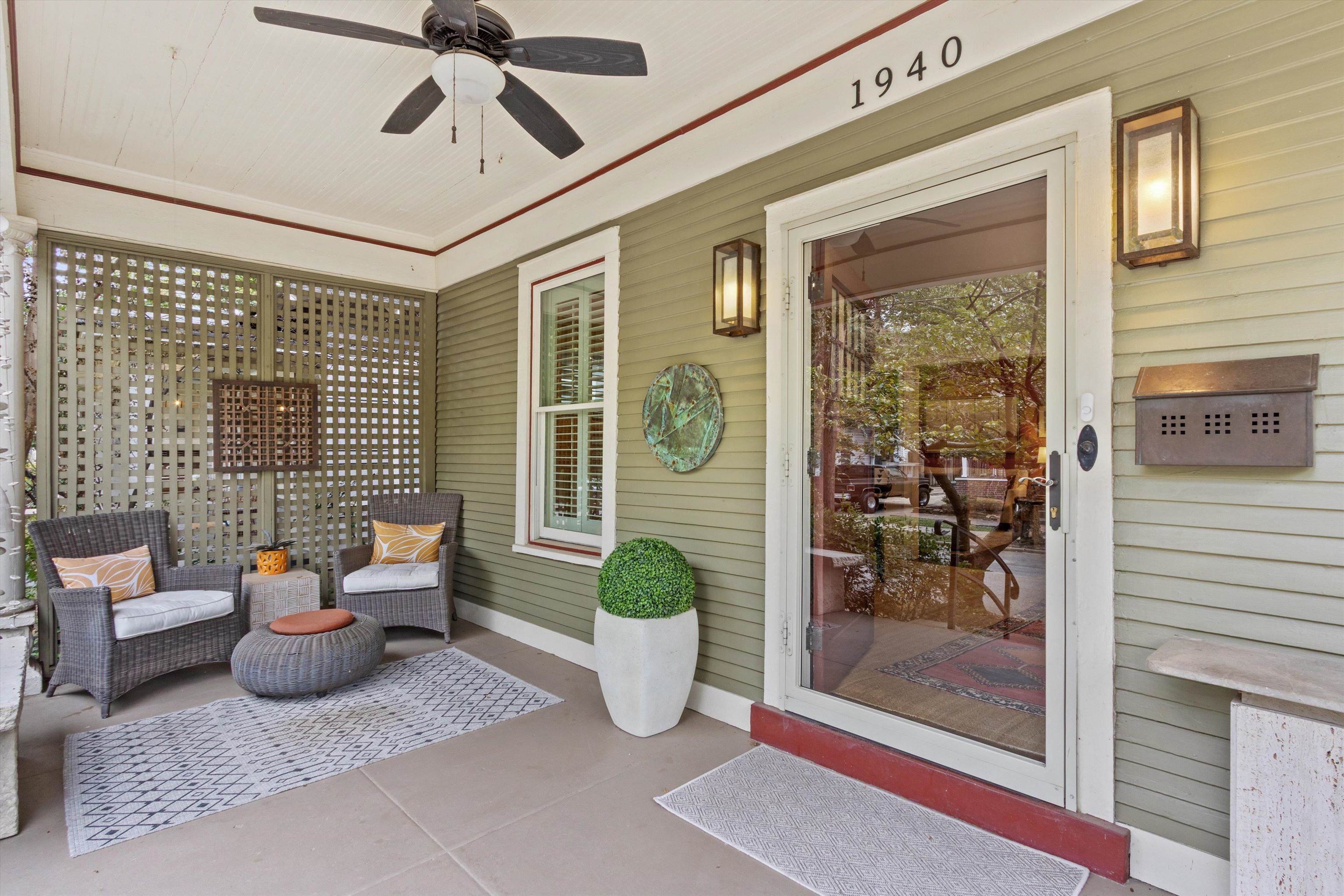 1940 Carr Ave Property Photo 4