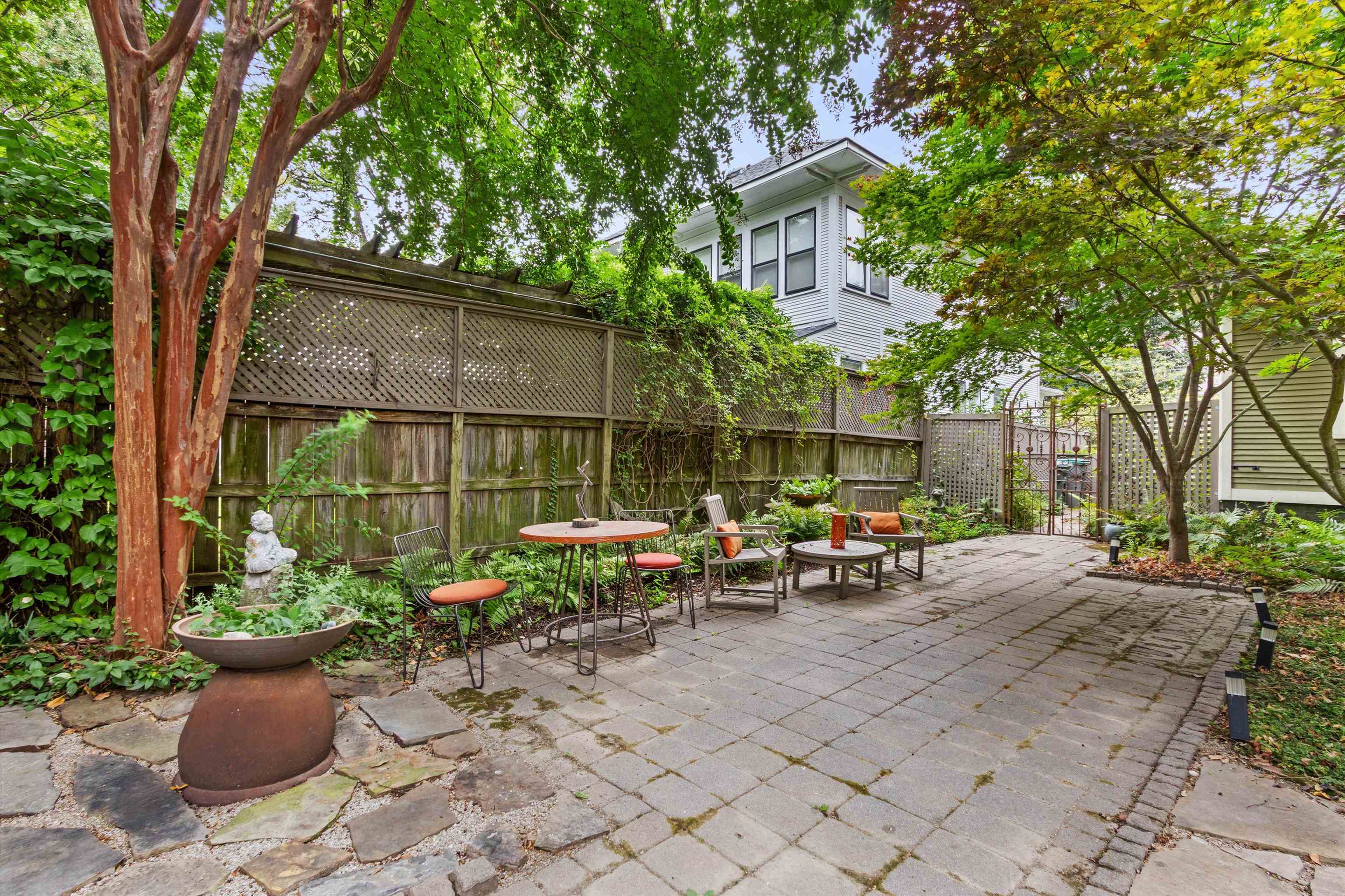 1940 Carr Ave Property Photo 30