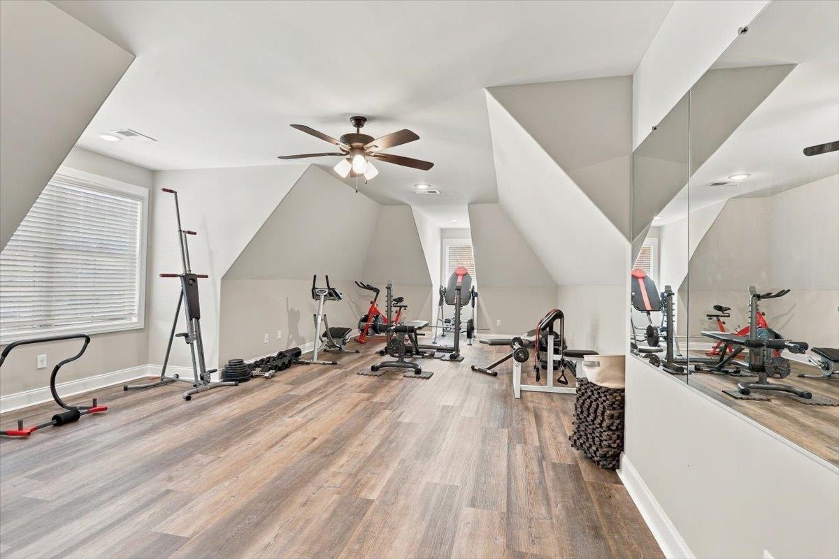 9748 Jackson Run Ln Property Photo 16