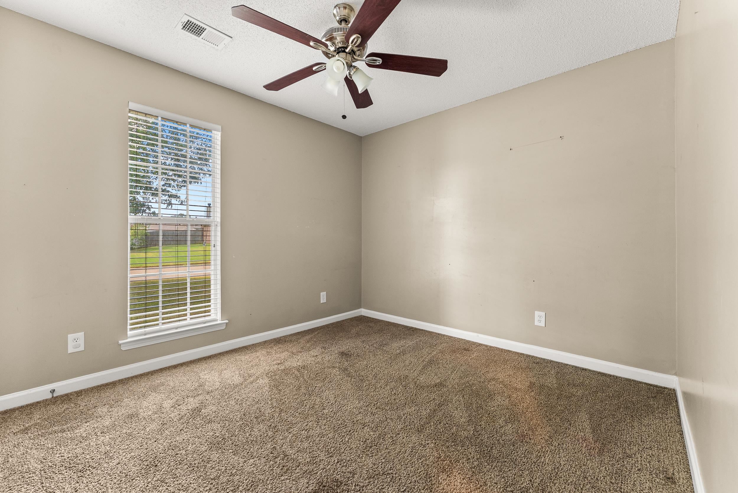 4062 Rosebury Ln Property Photo 15