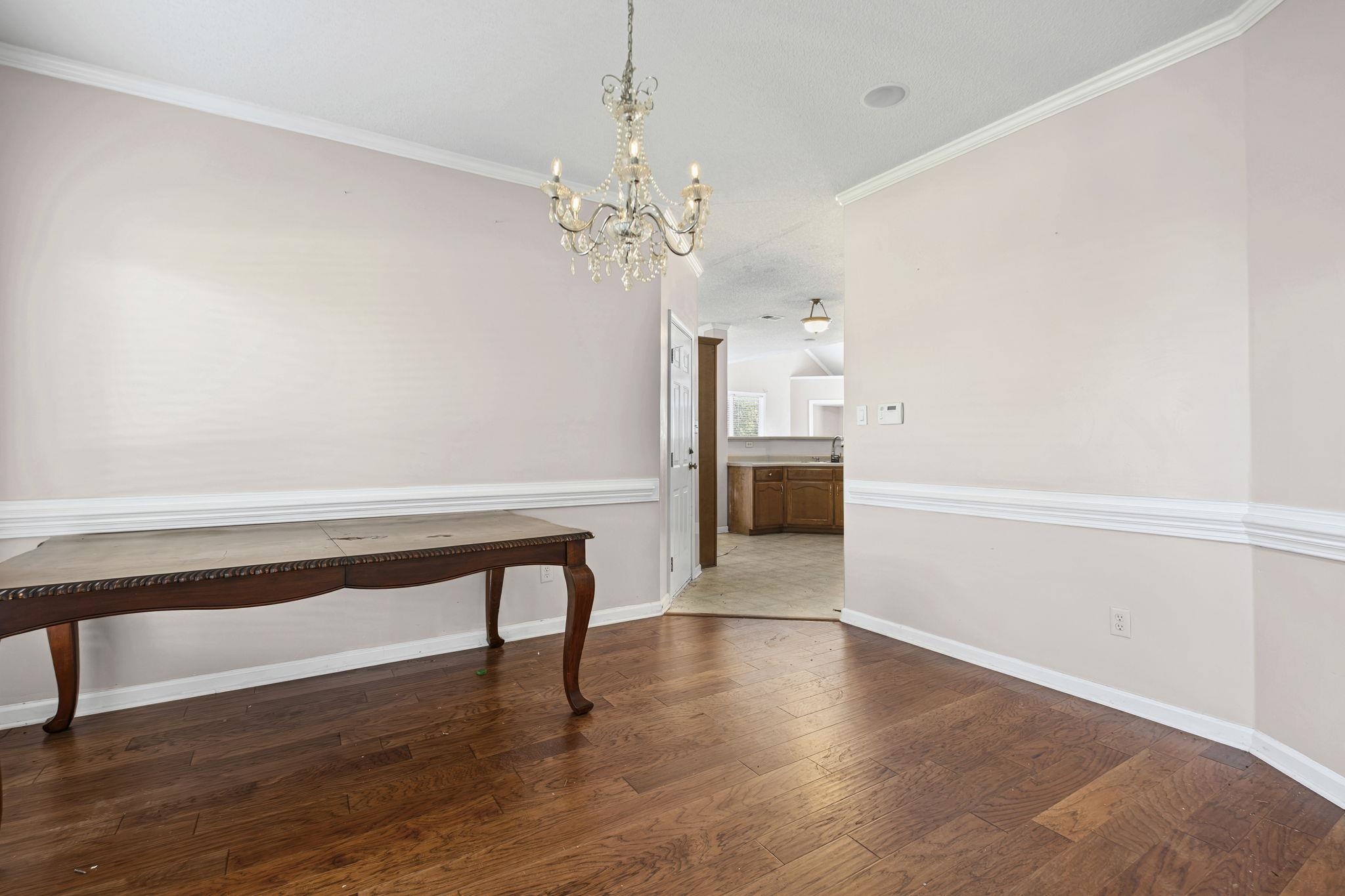 71 W Grand Heights Ave Property Photo 3