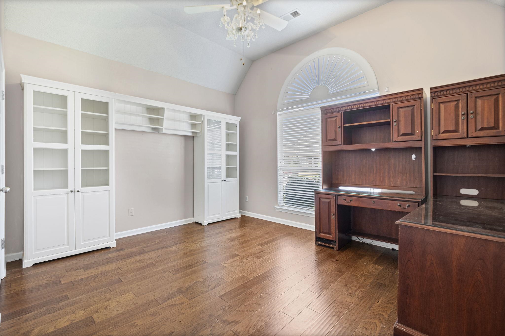 71 W Grand Heights Ave Property Photo 5