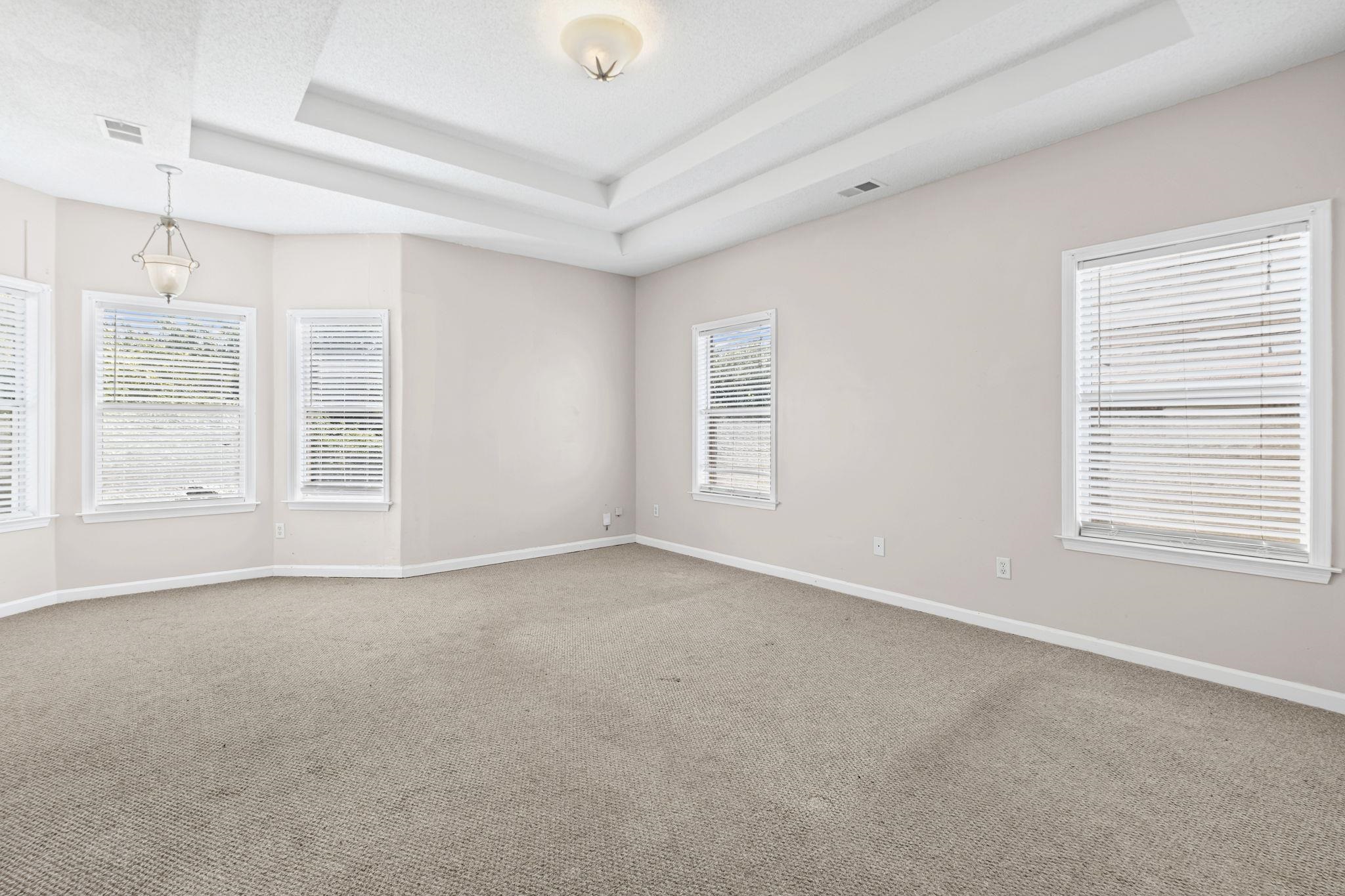 71 W Grand Heights Ave Property Photo 9