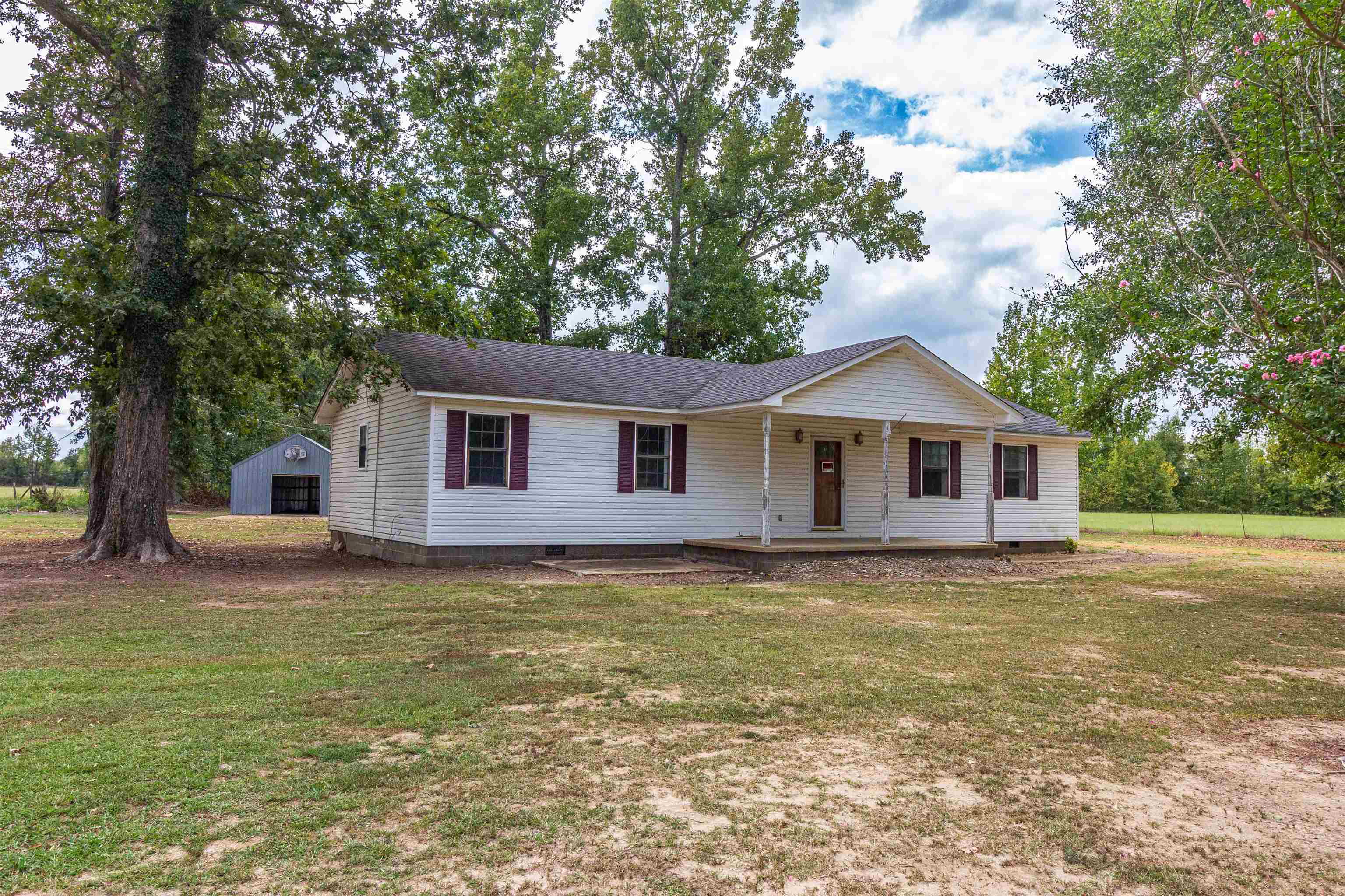 941 Mt Vernon Rd Property Photo 1