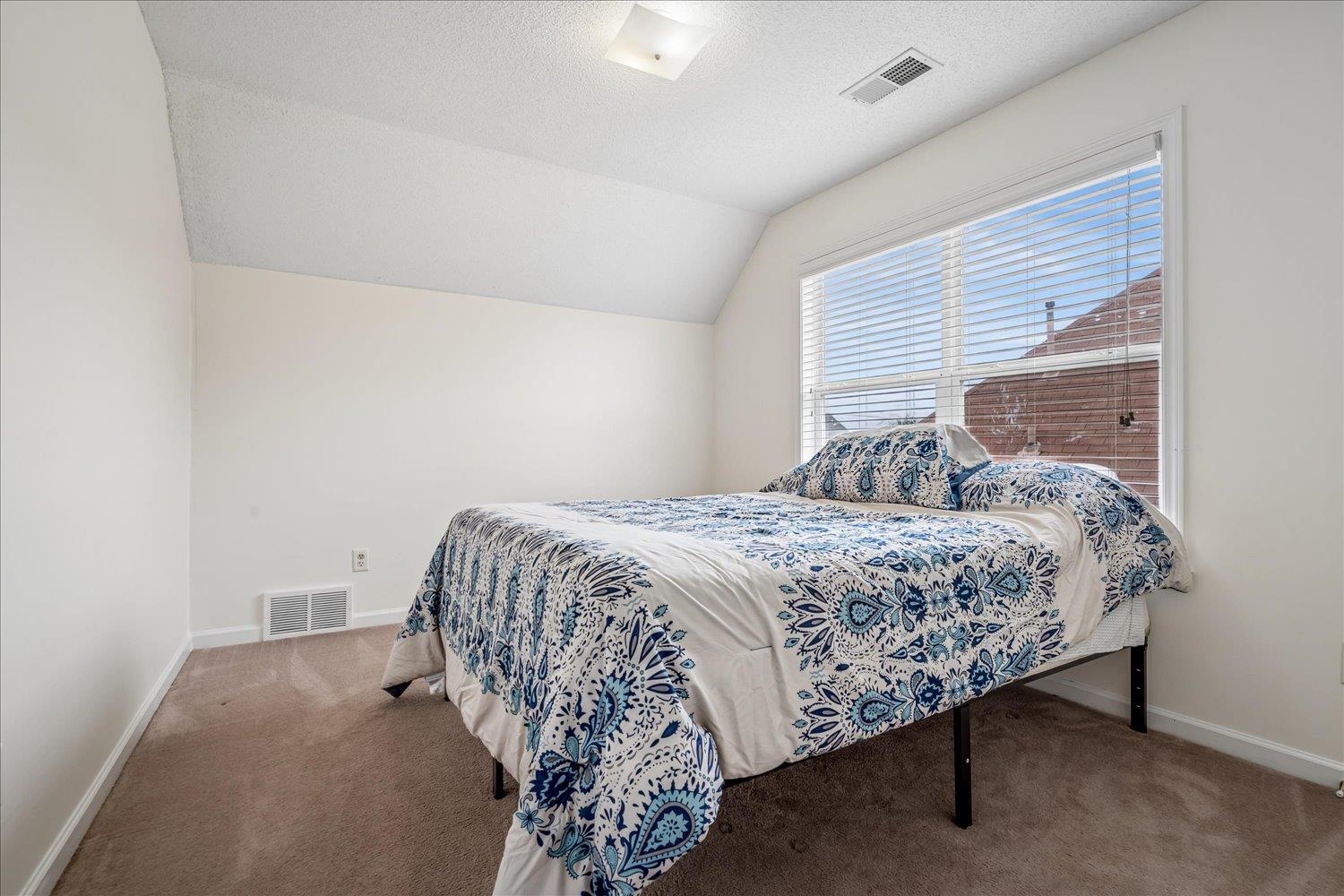 1527 Far Dr Property Photo 23