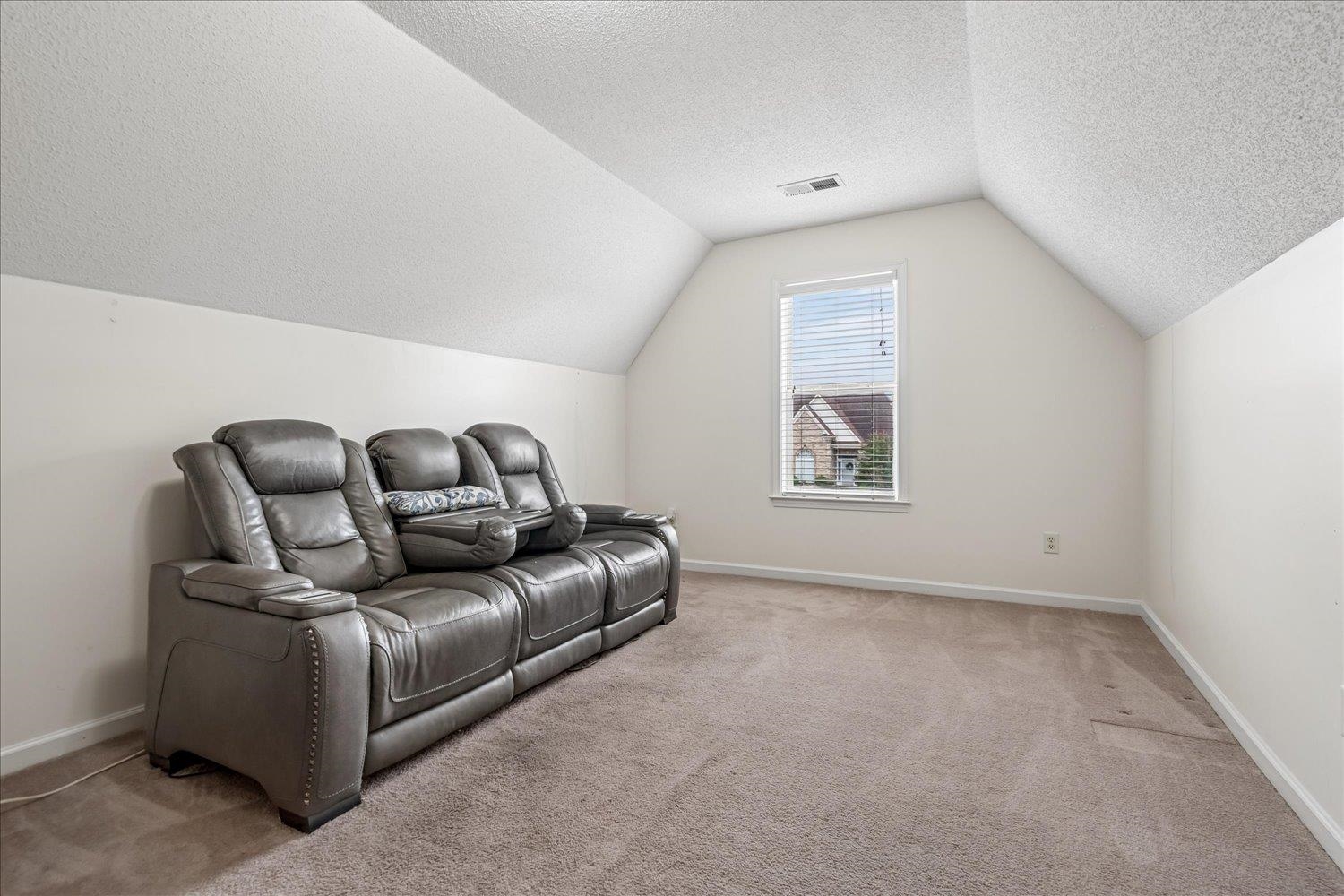 1527 Far Dr Property Photo 24