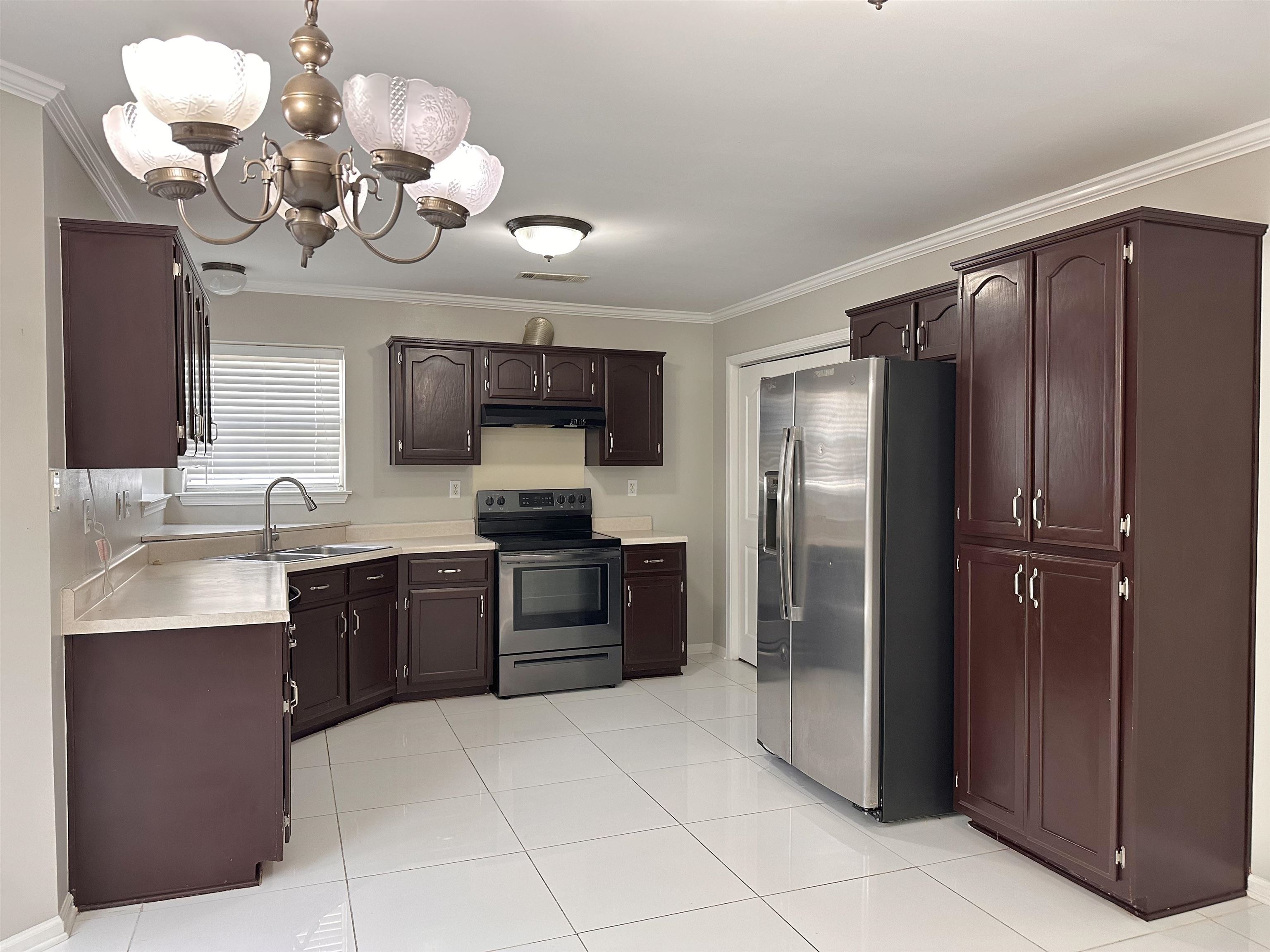 5662 Morning Flower Dr Property Photo 7