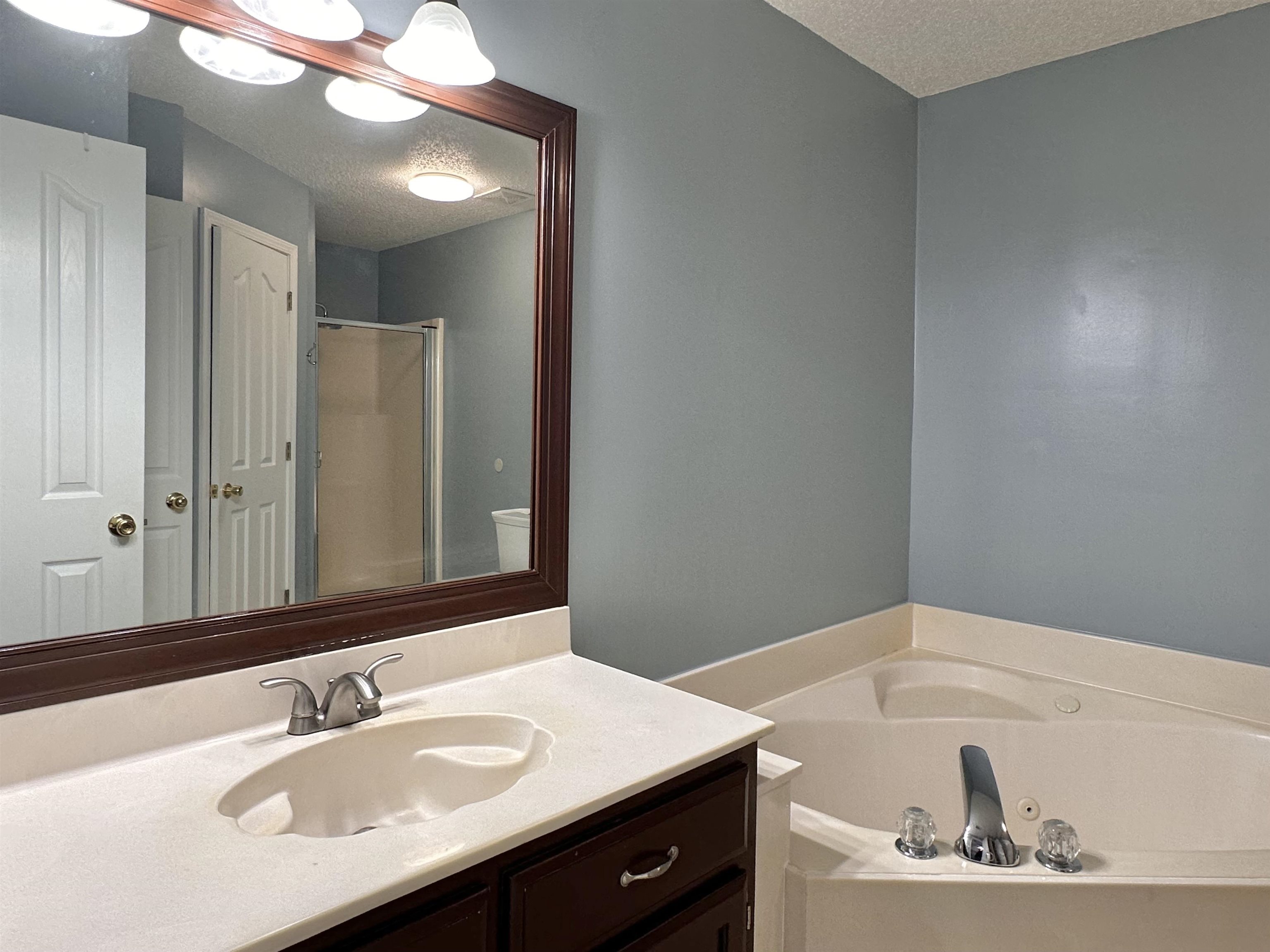 5662 Morning Flower Dr Property Photo 11
