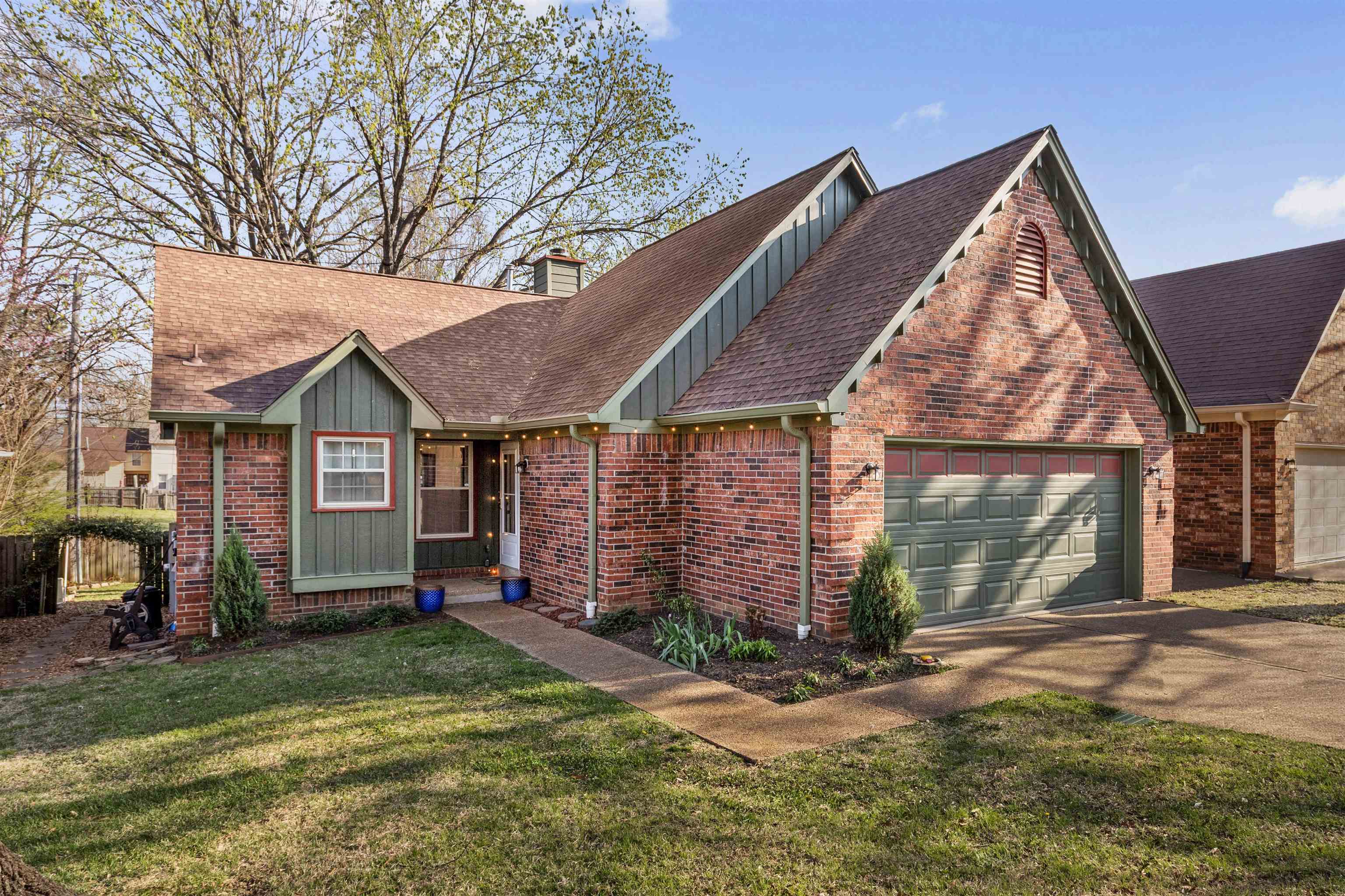 382 Booth Ln Property Photo 1