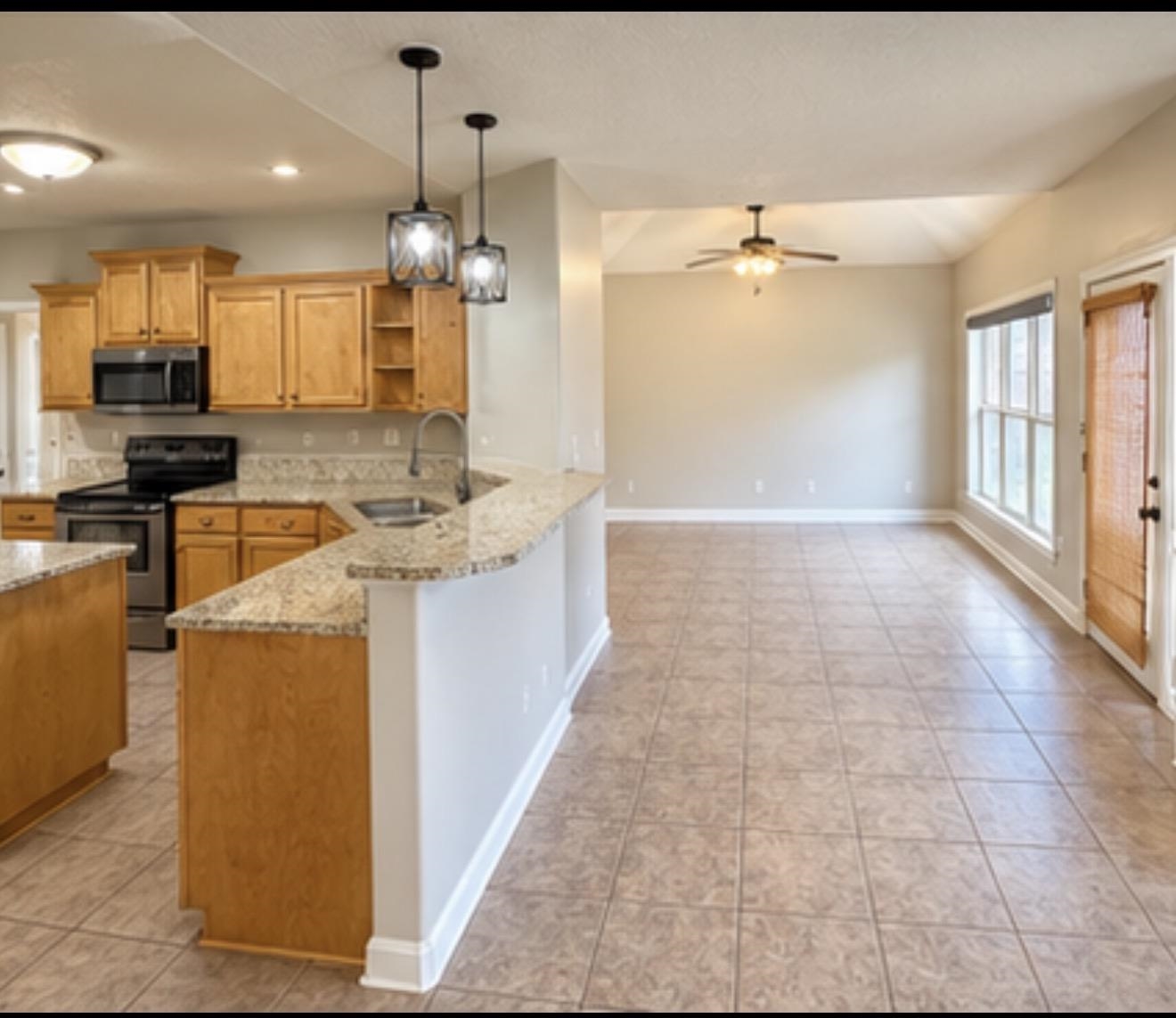 5360 Evergreen Creek Dr Property Photo 8