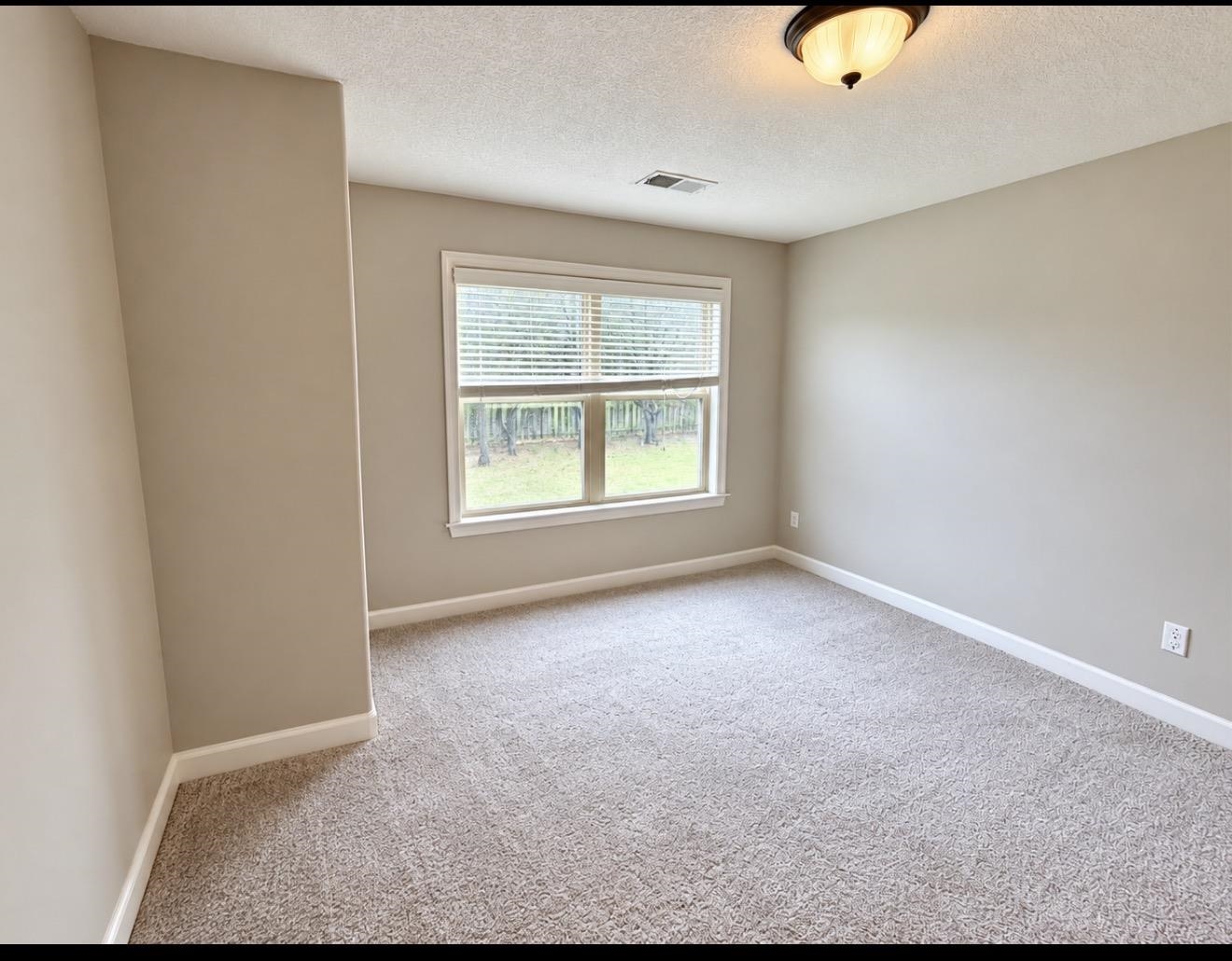5360 Evergreen Creek Dr Property Photo 17
