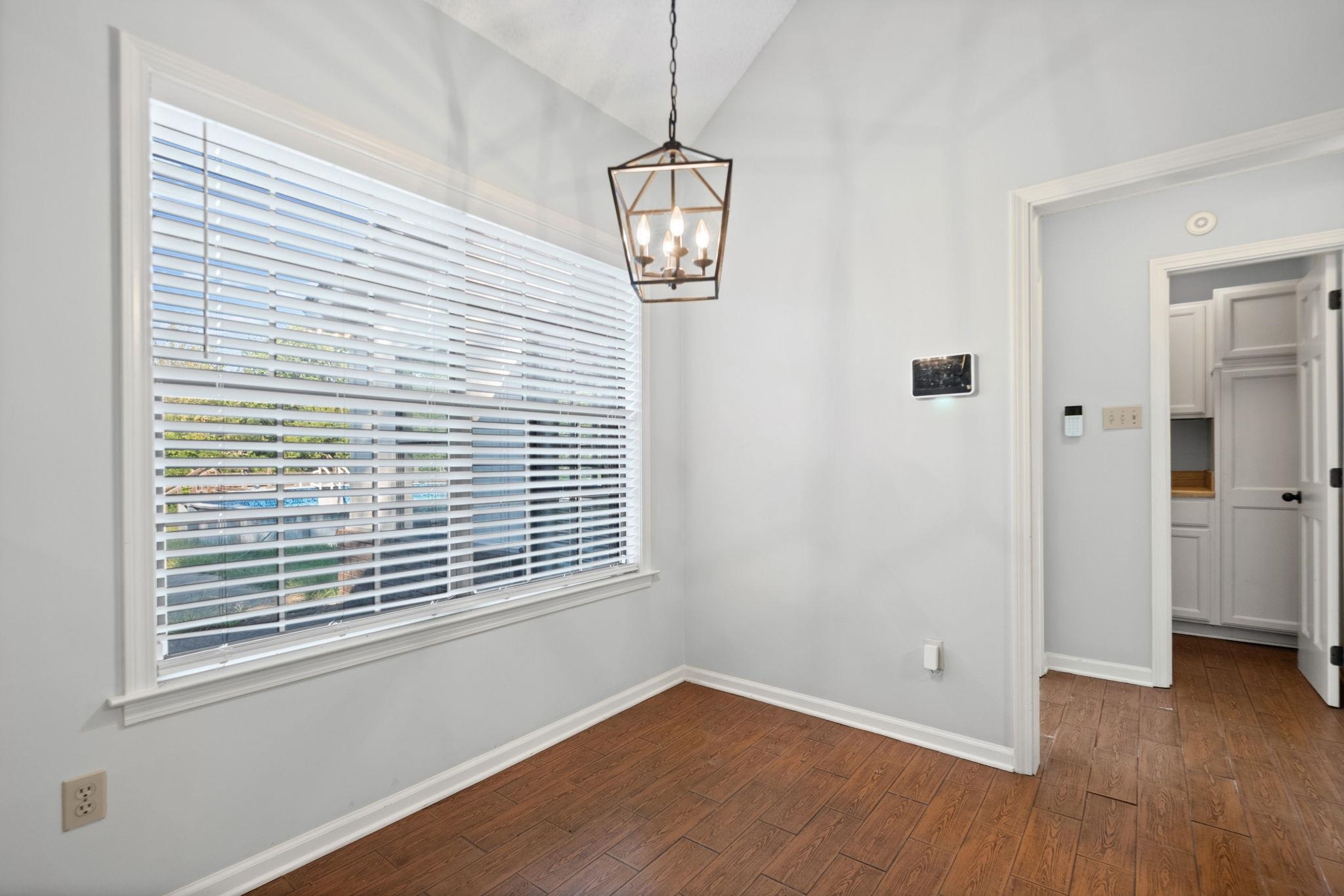 7770 Juniper Cv Property Photo 6