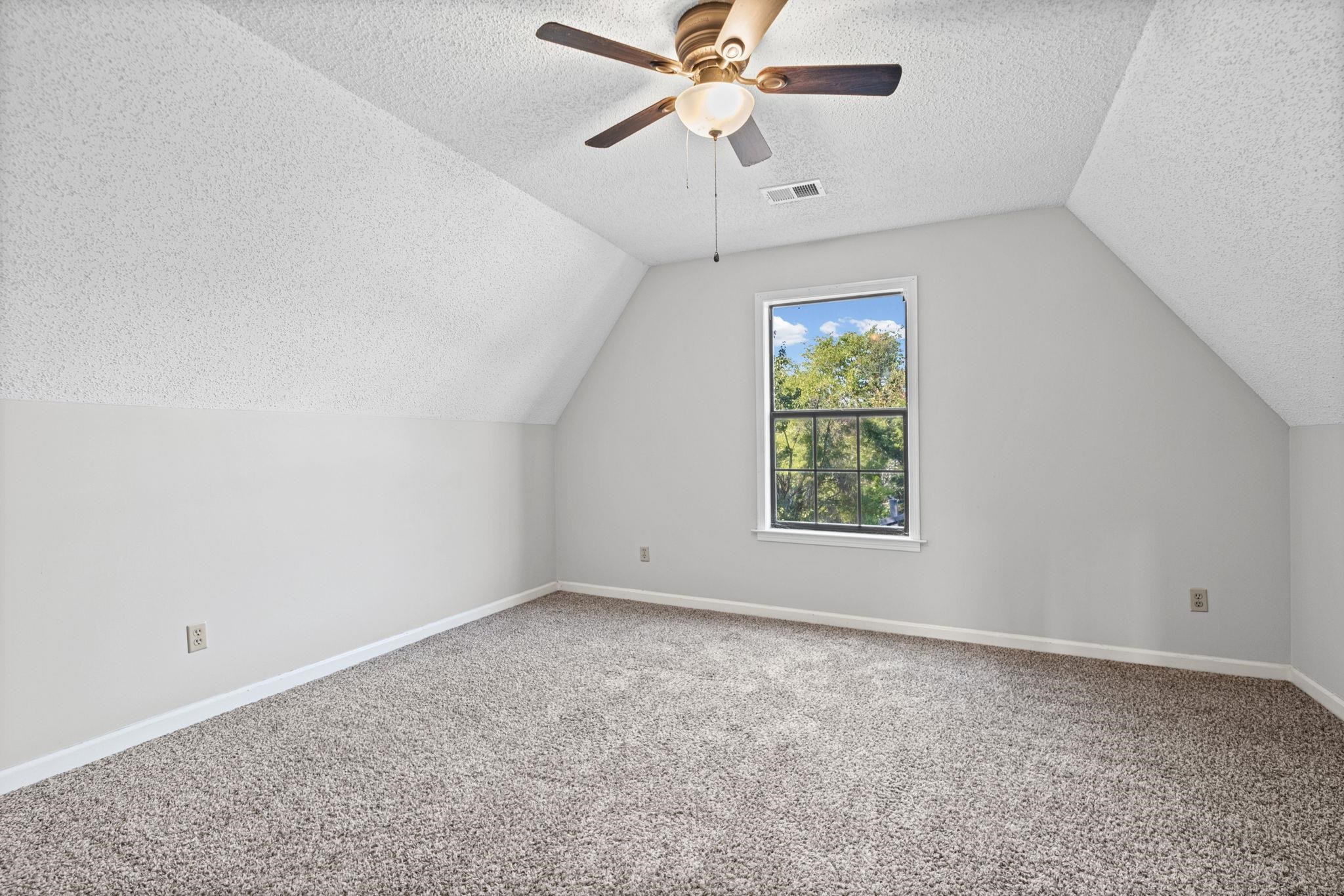 7770 Juniper Cv Property Photo 17