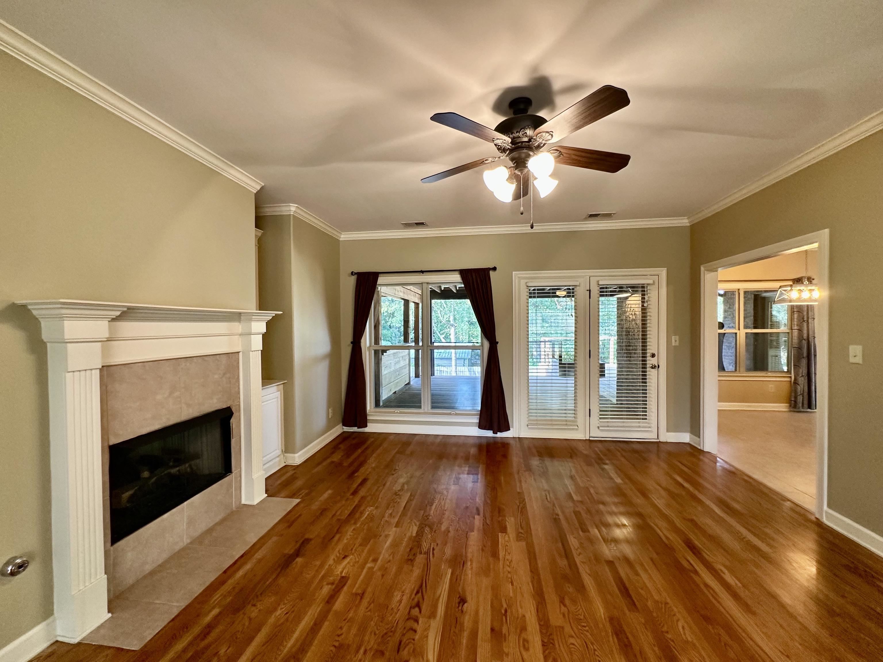 8308 Callie Manor Dr Property Photo 9