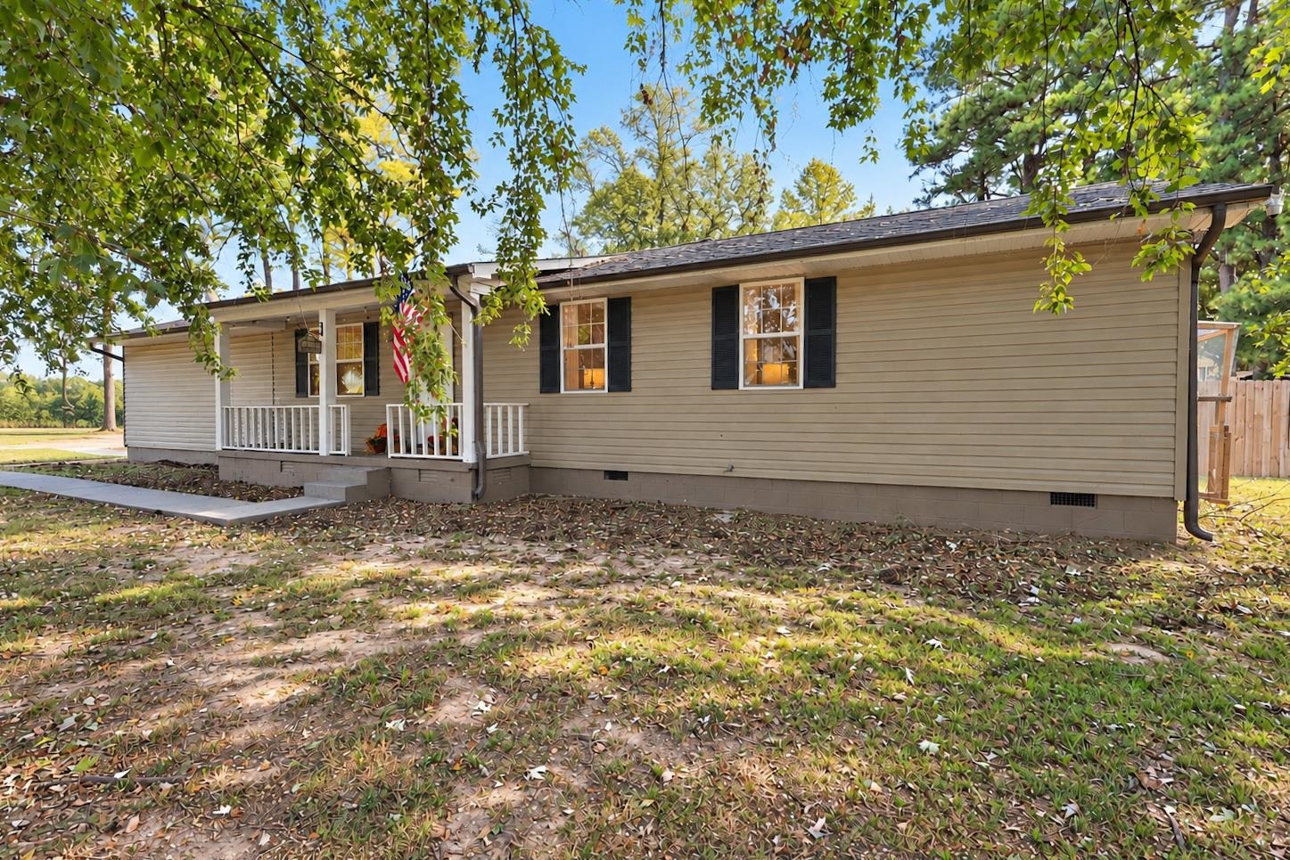 1695 Dawson Rd Property Photo 2