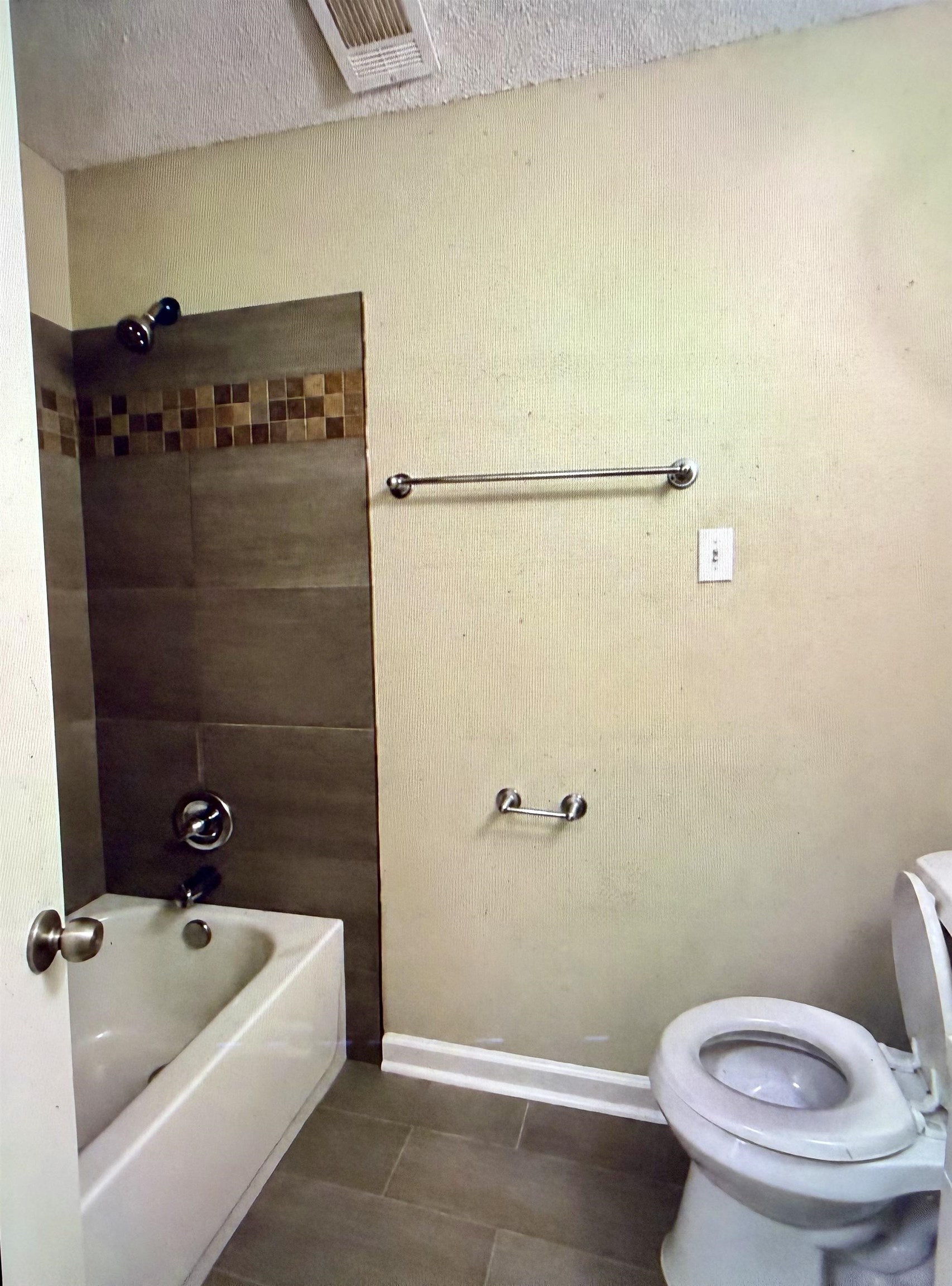 3671 Skylark Dr Property Photo 4