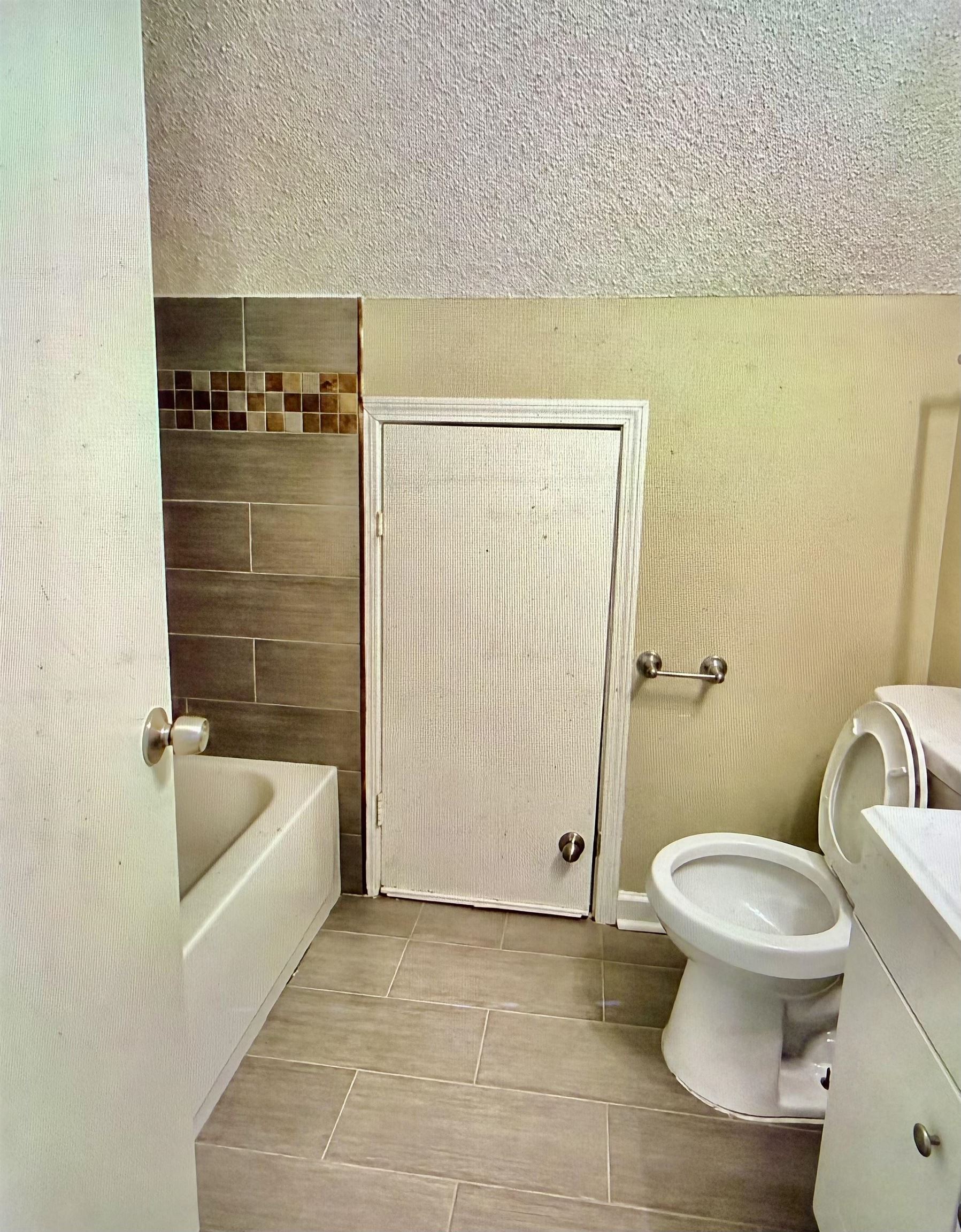 3671 Skylark Dr Property Photo 6