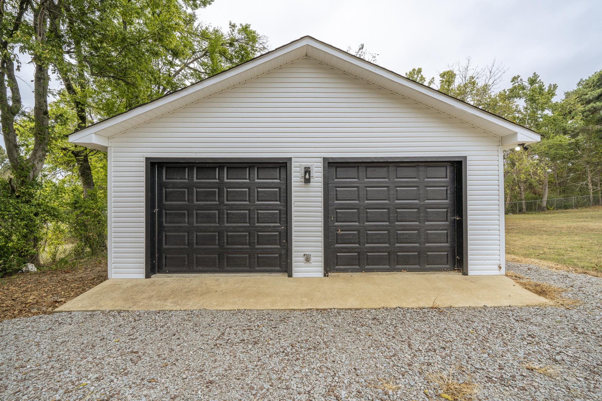 900 Pinhook Dr Property Photo 31